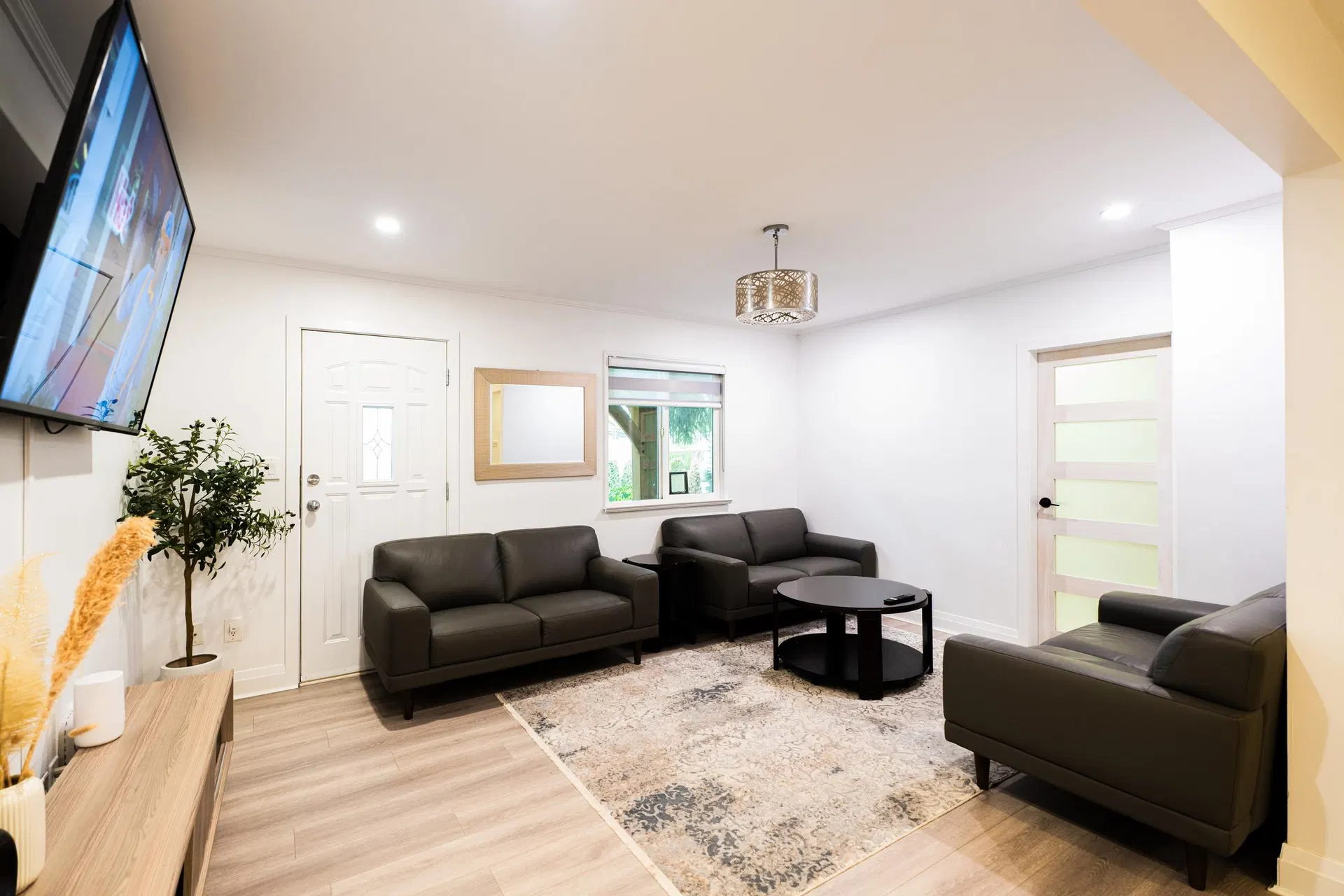 Photo 4 of 23 at 20955 118 Avenue