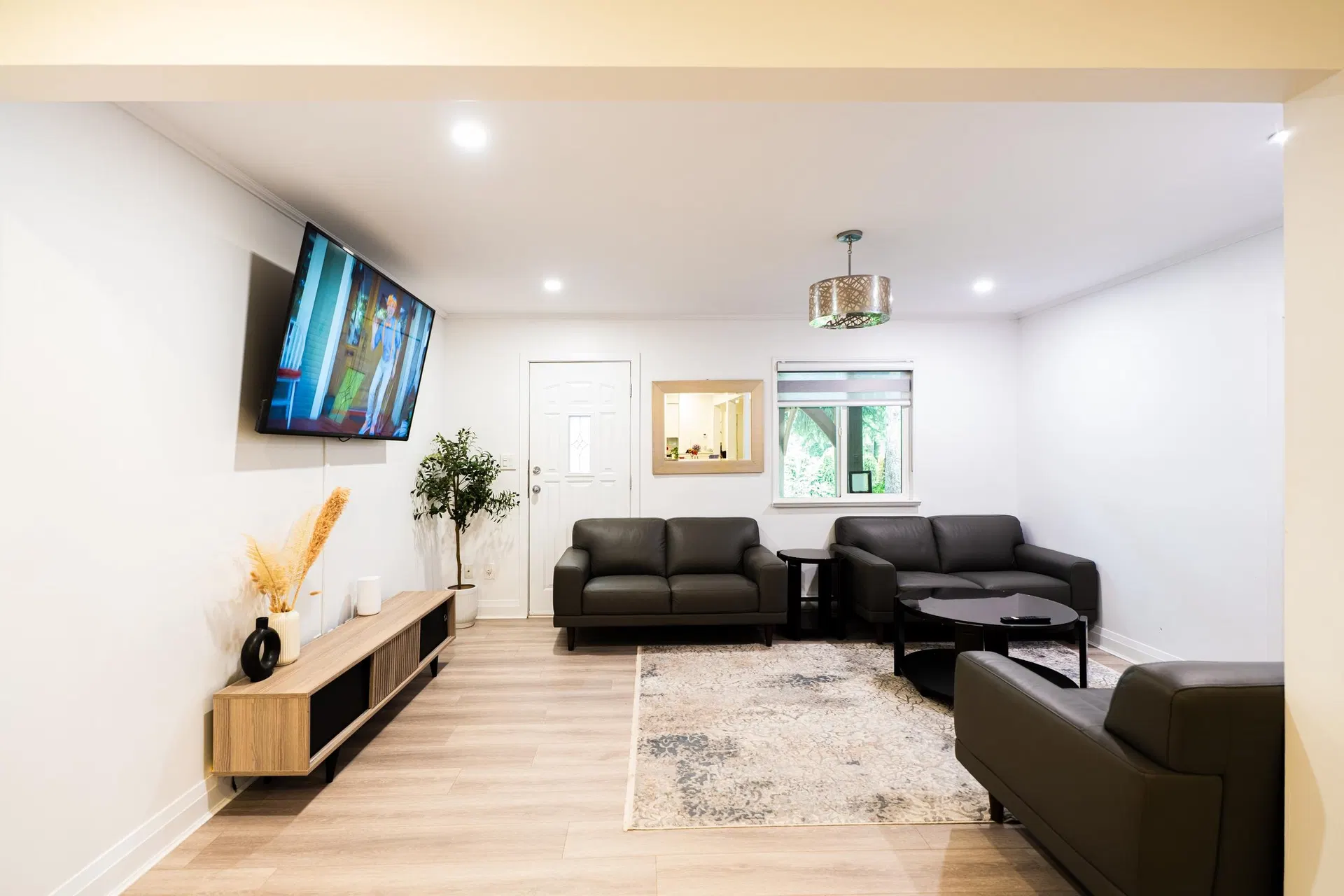 Photo 5 of 23 at 20955 118 Avenue