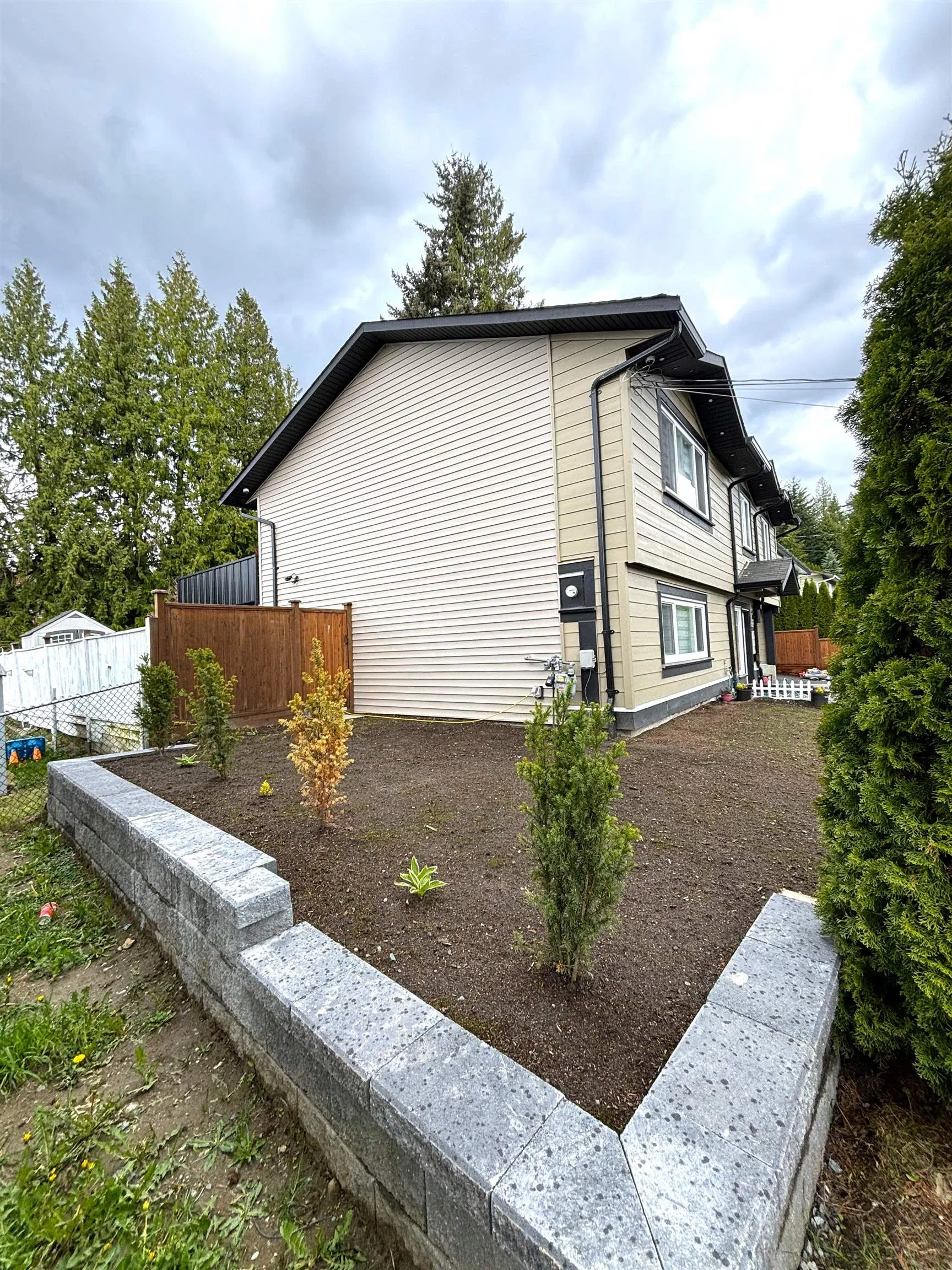Photo 3 of 15 at 32545 Ptarmigan Drive