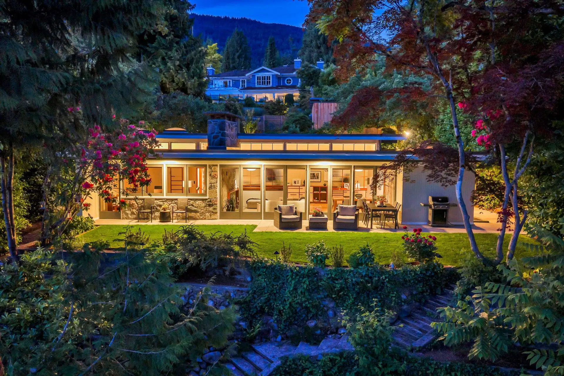 2968 Mathers Crescent