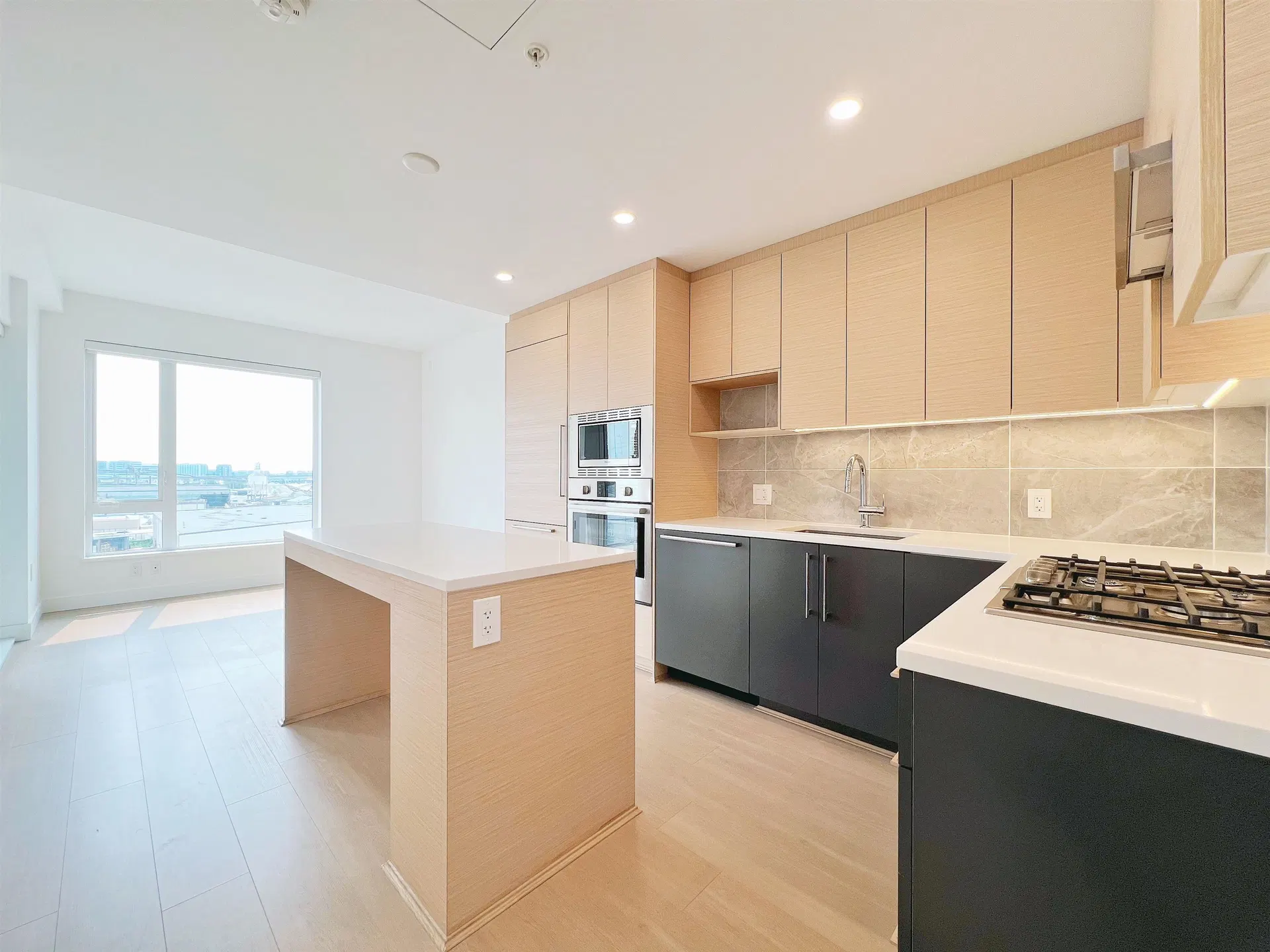 Photo 5 of 20 at Marpole