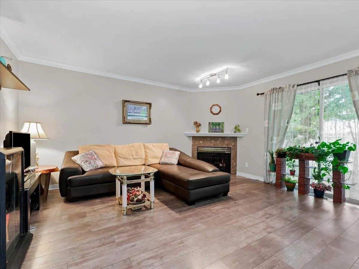 Photo 3 of 24 at #14 – 9926 151 Street