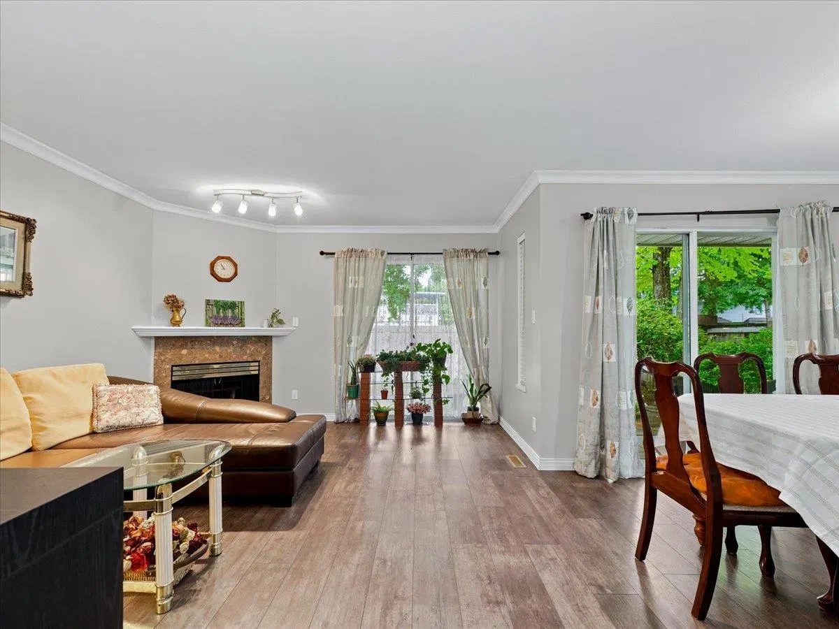 Photo 4 of 24 at #14 – 9926 151 Street