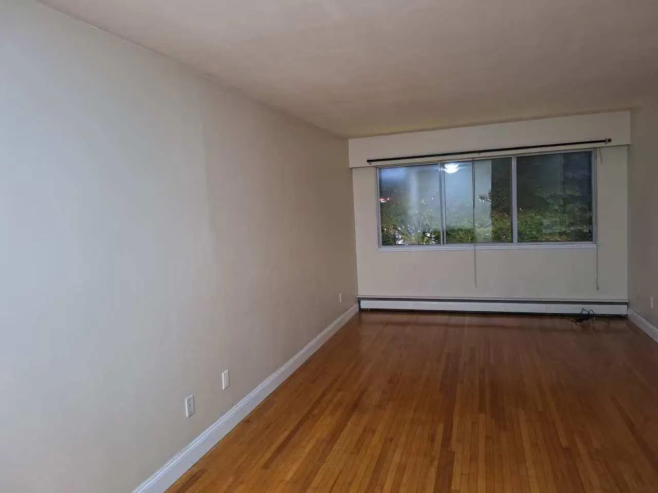 Photo 1 of 6 at 1404 E 57th Avenue
