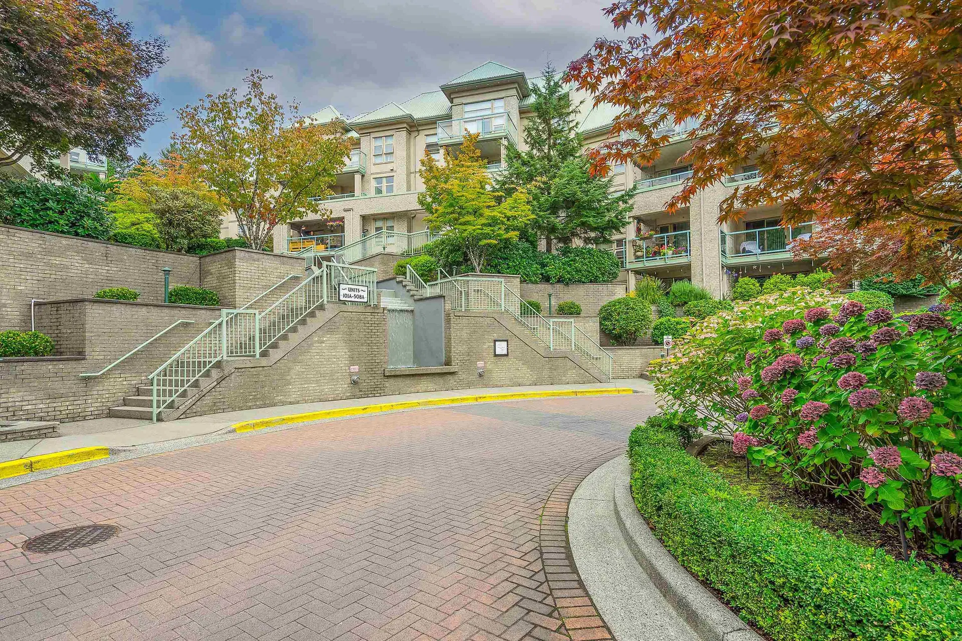 Photo 2 of 34 at #326 – 301 Maude Road