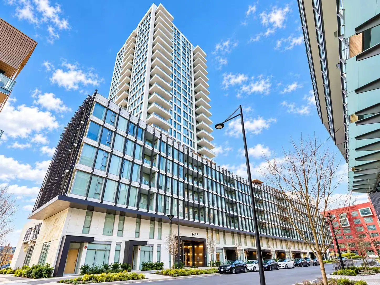#321 – 3438 Sawmill Crescent