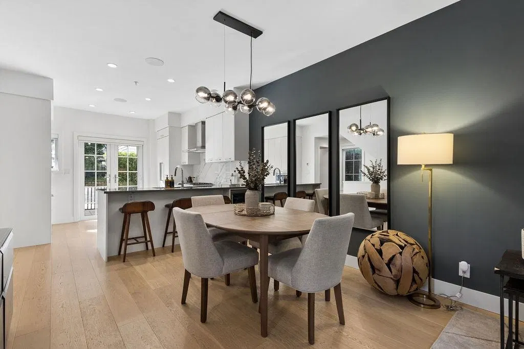 Photo 5 of 40 at #12 – 1133 Ridgewood Drive
