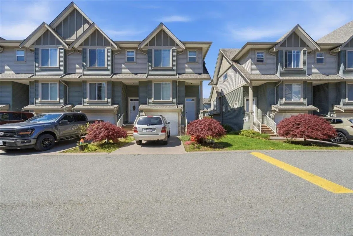 #57 – 6498 Southdowne Place