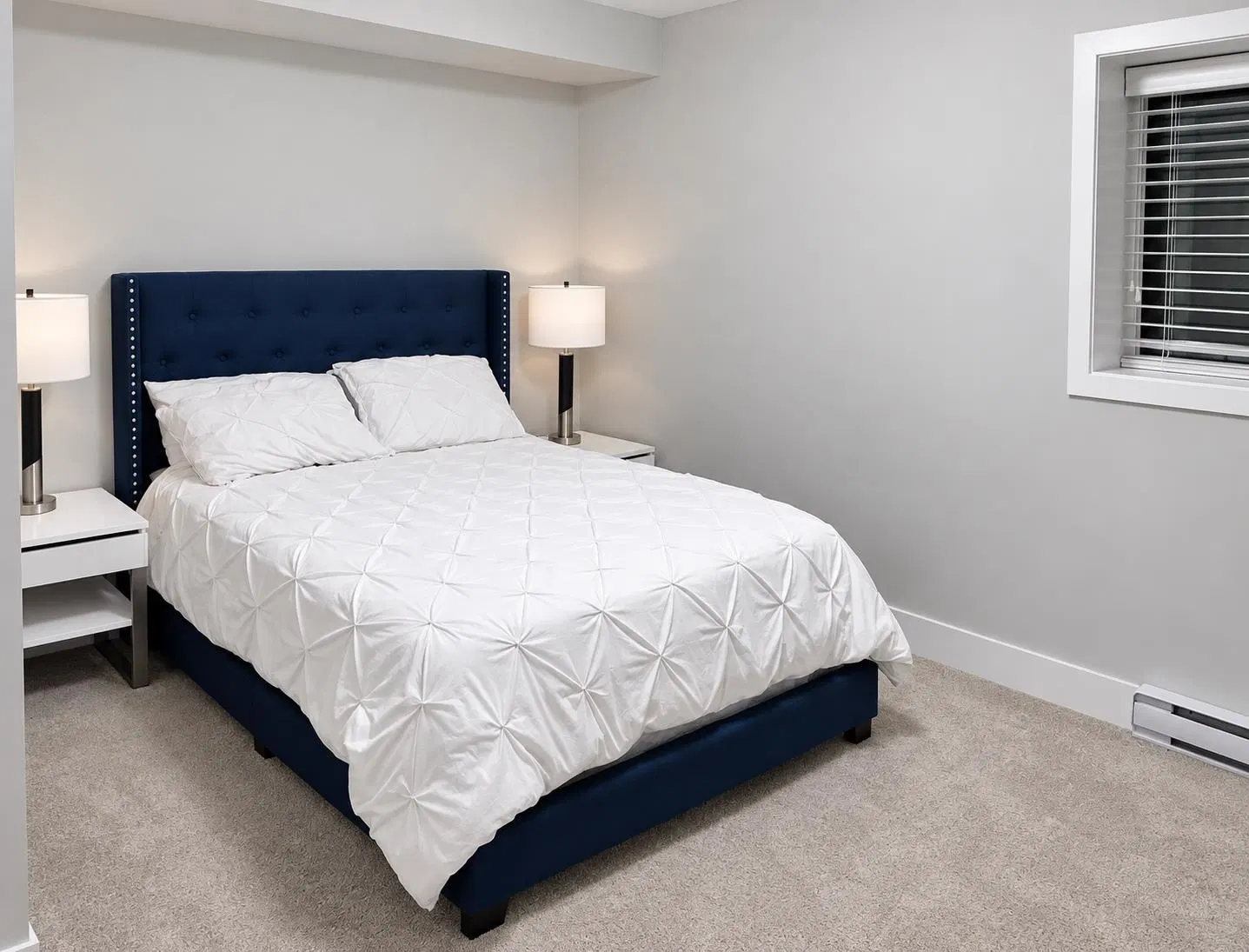 Photo 5 of 8 at furnished bsmt – 2161 167 St
