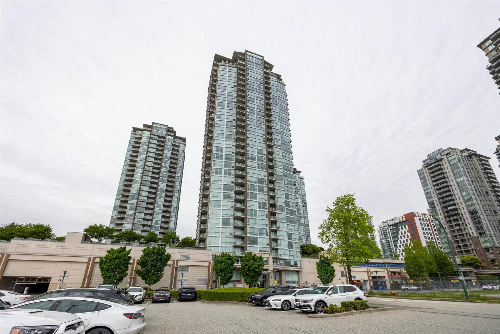 #701 – 2975 Atlantic Avenue
