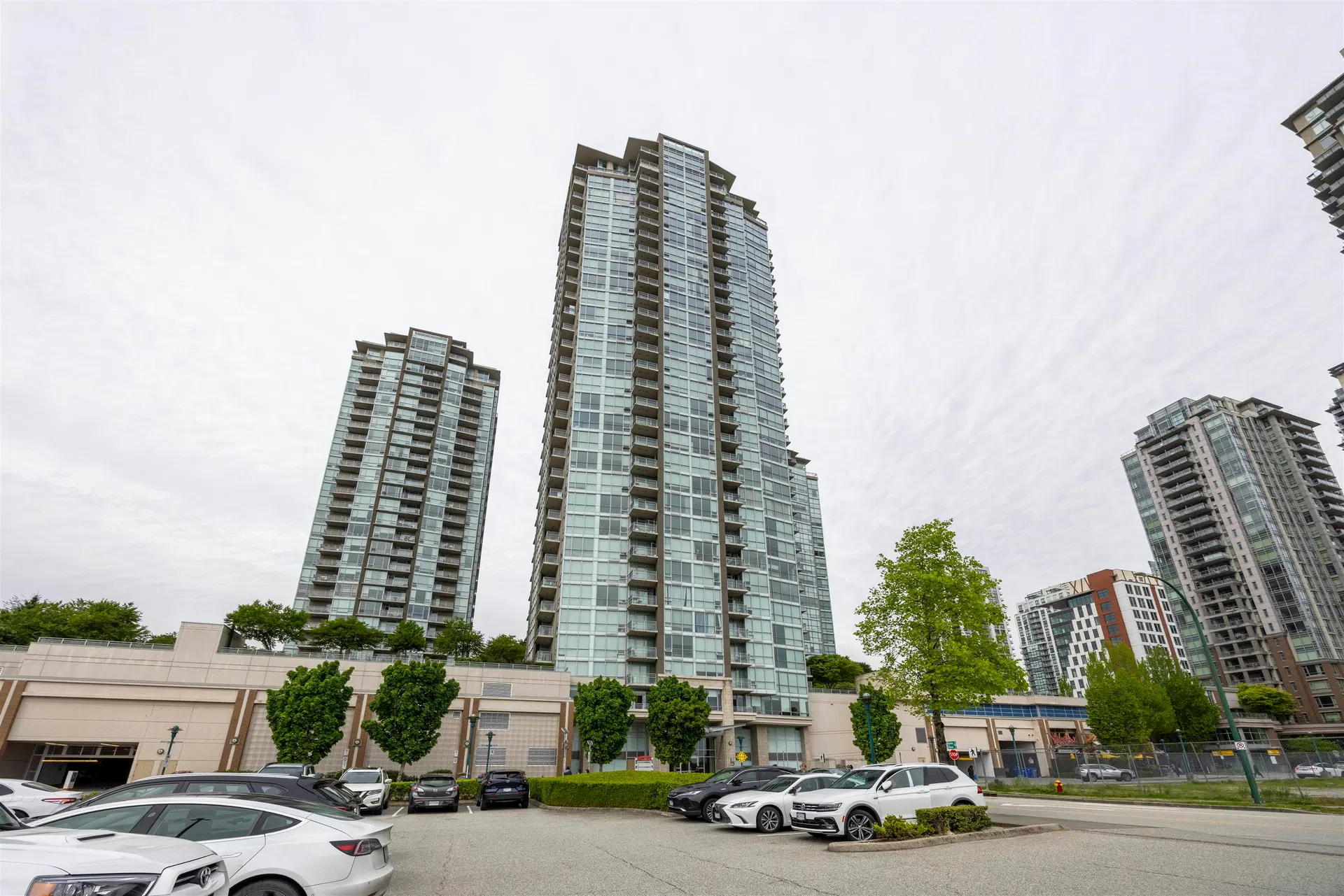 #701 – 2975 Atlantic Avenue