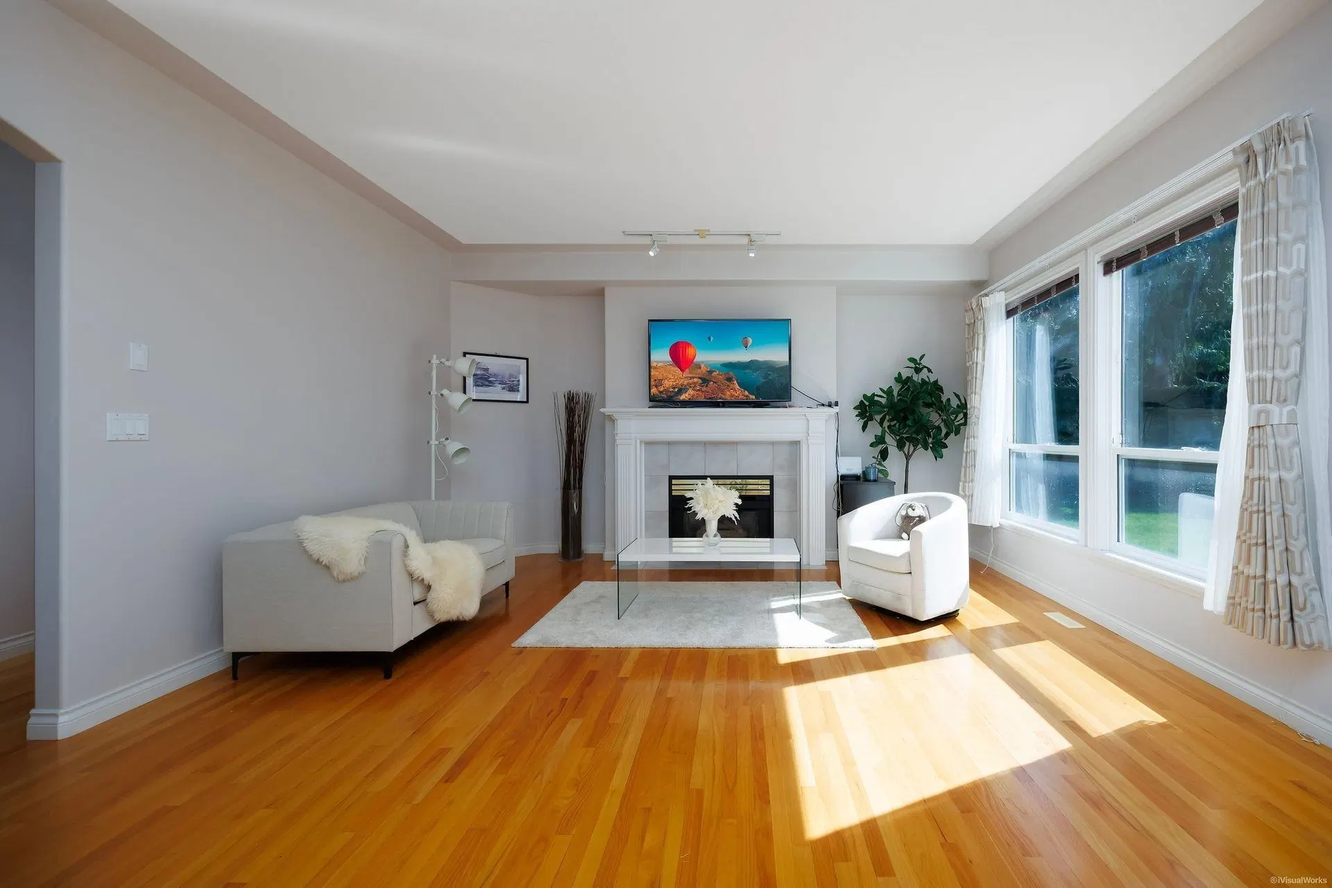 Photo 5 of 19 at 2244 140a Street