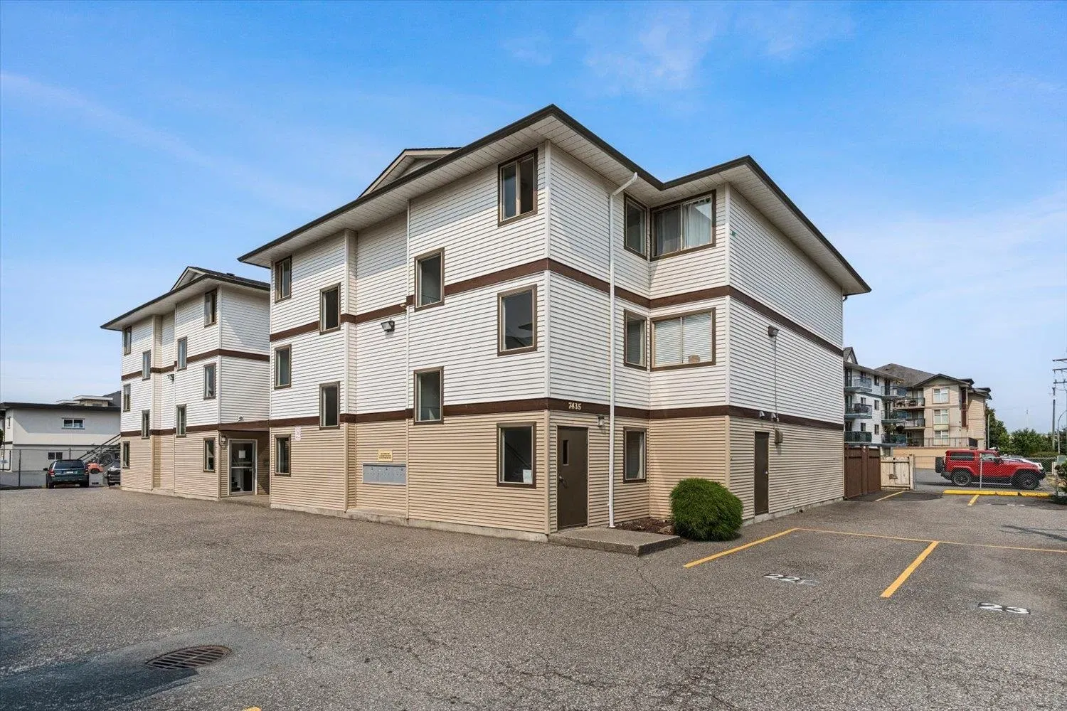 Photo 1 of 26 at #109 – 7435 Shaw Avenue