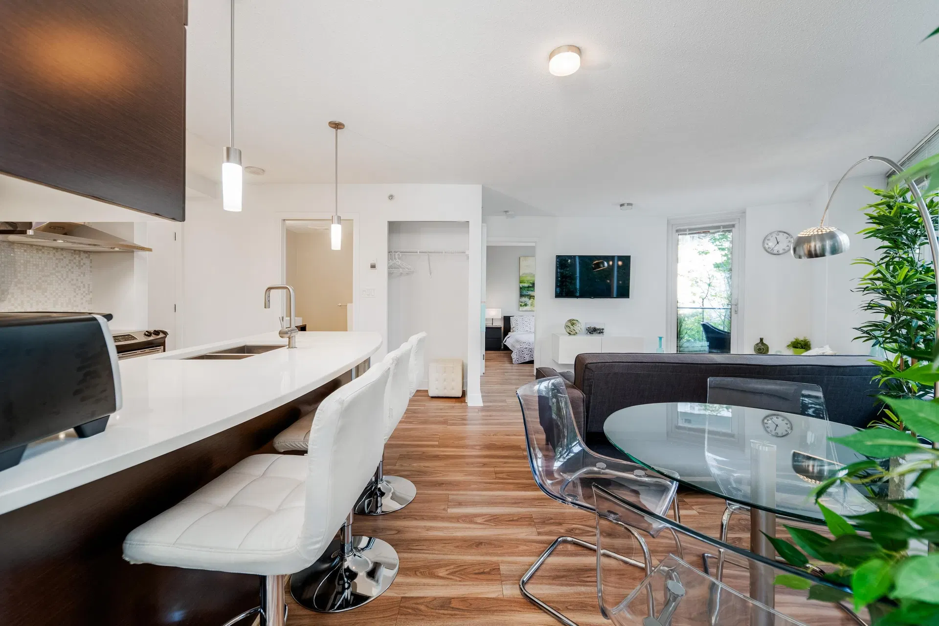 Photo 2 of 35 at #301 – 689 Abbott Street