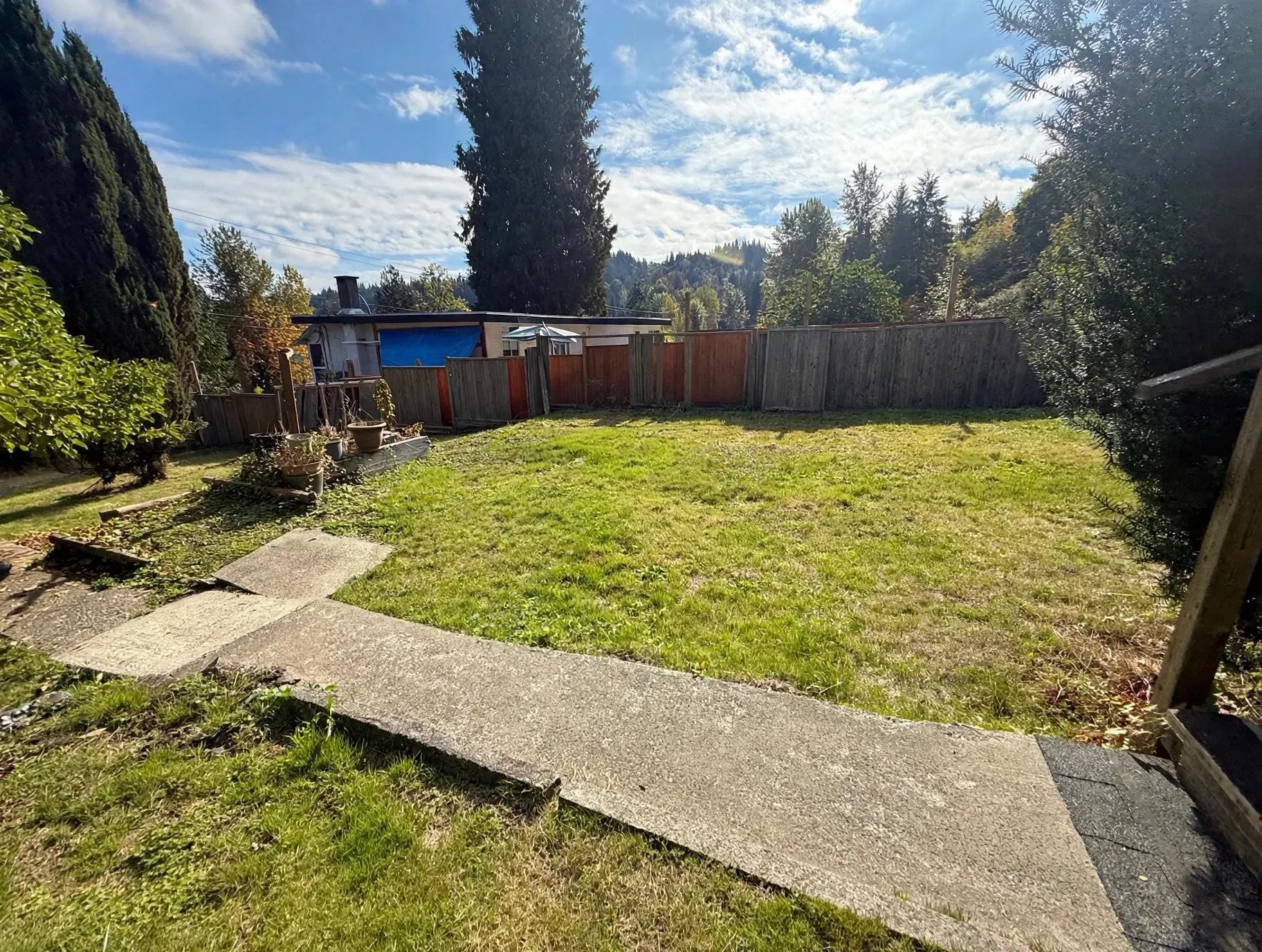 Photo 2 of 40 at 1815 Barnet Highway