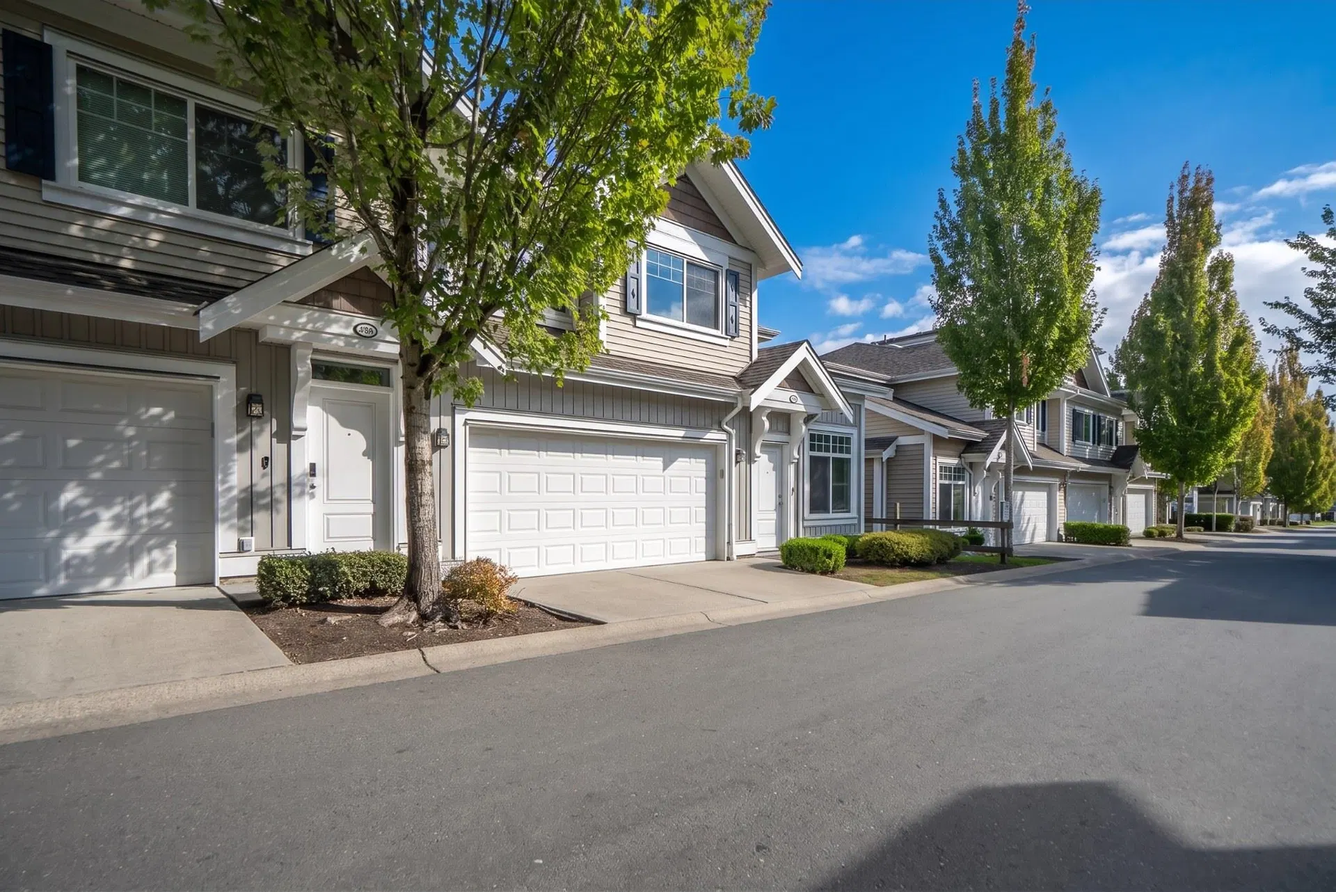 Photo 3 of 35 at #4 – 30748 Cardinal Avenue
