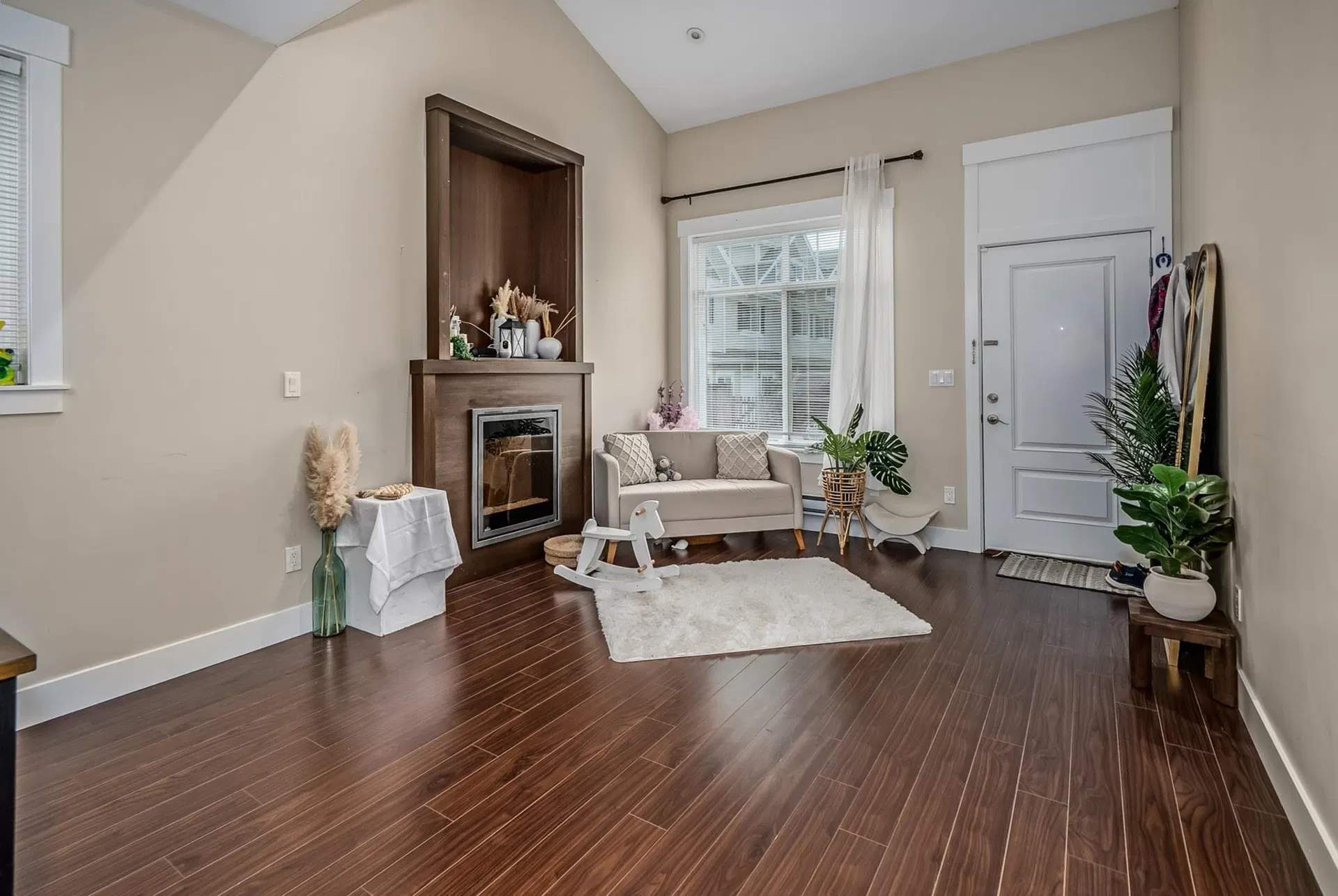 Photo 5 of 35 at #4 – 30748 Cardinal Avenue