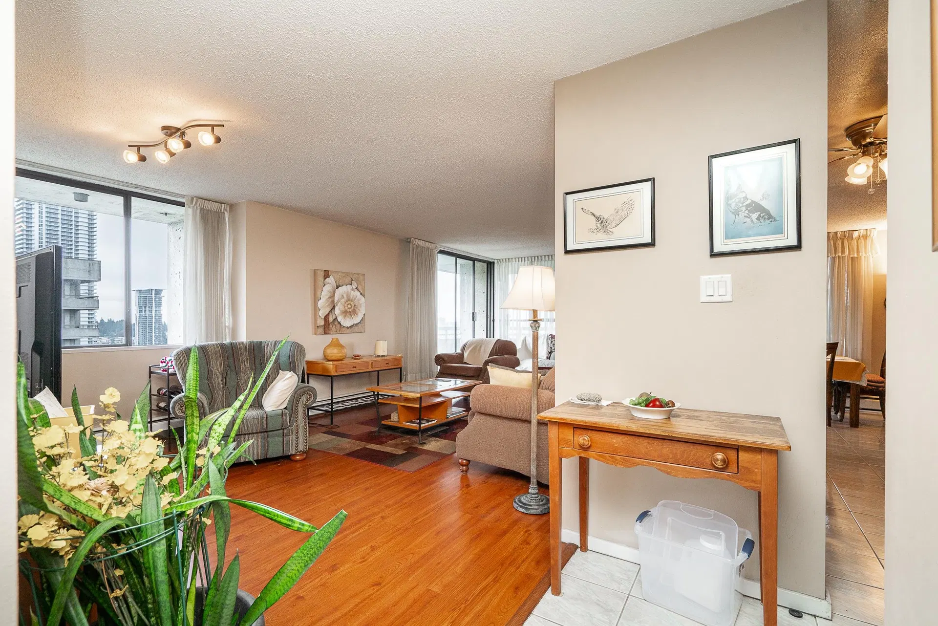 Photo 5 of 38 at #2503 – 3737 Bartlett Court