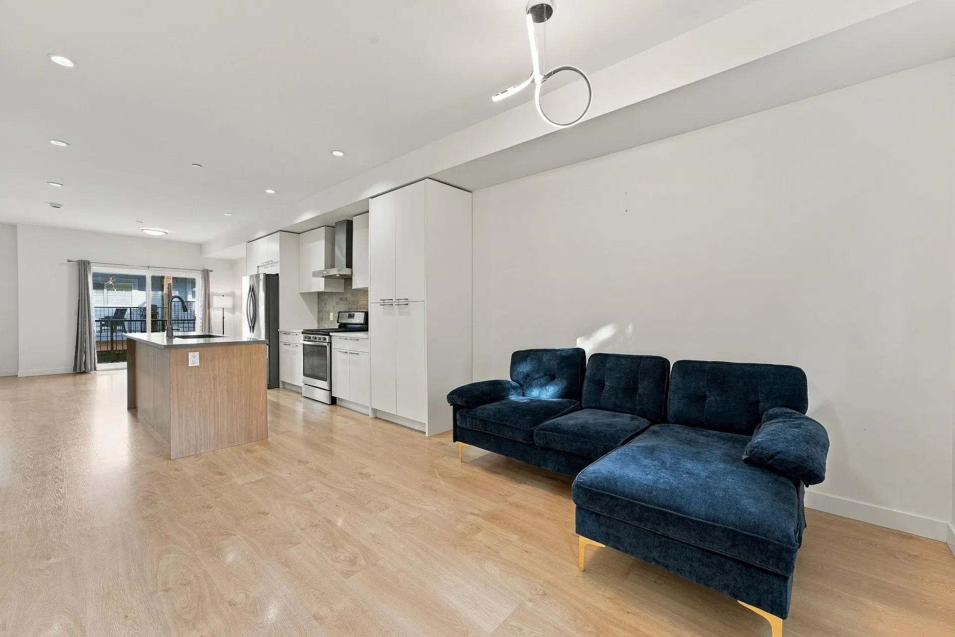 Photo 5 of 39 at #25 – 22810 113 Avenue