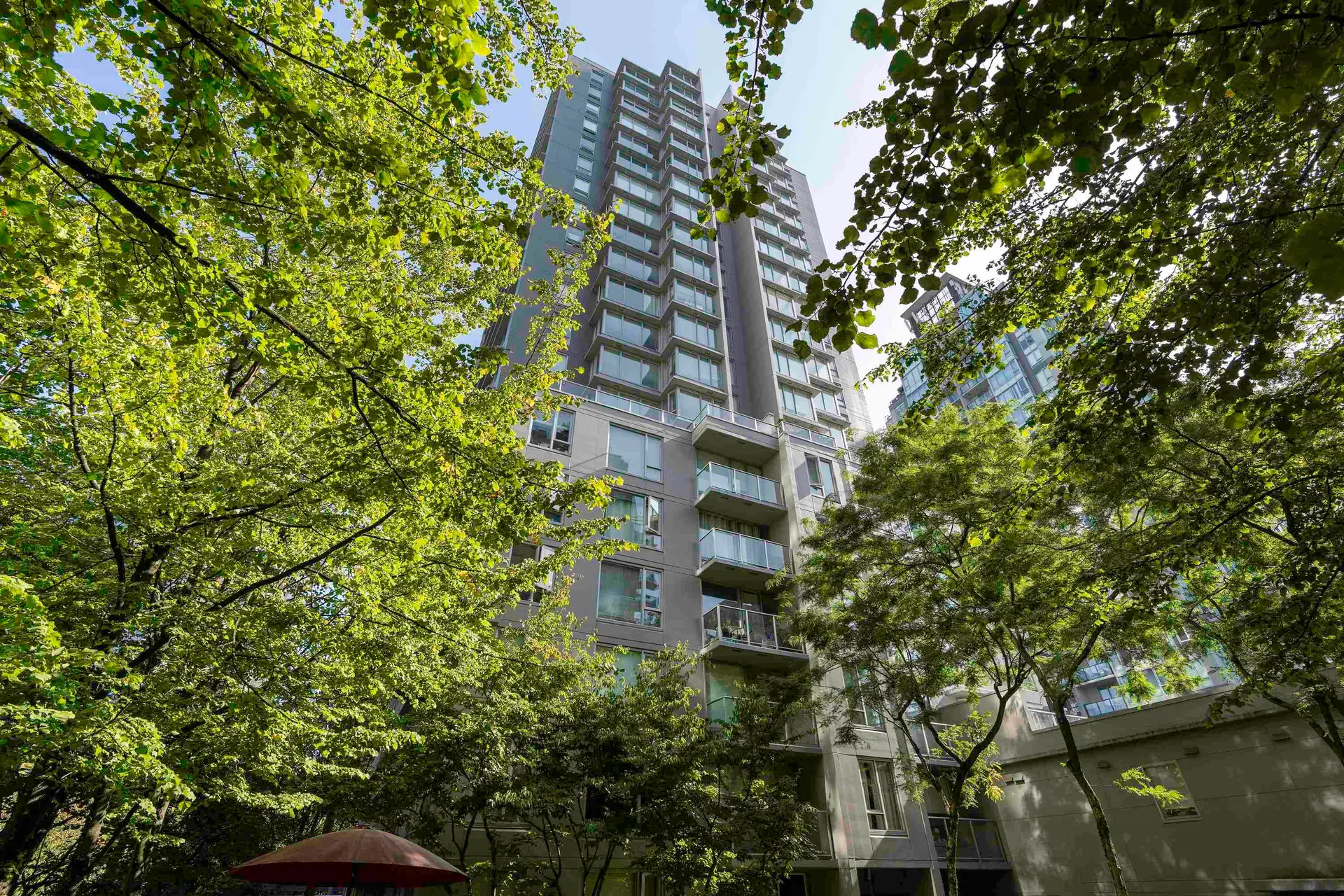 Photo 1 of 31 at #1702 – 1001 Richards Street