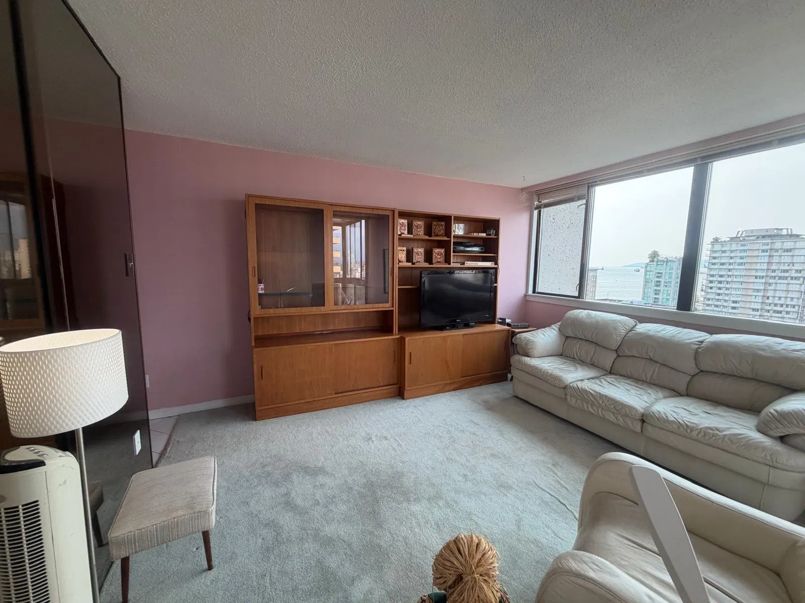 Photo 4 of 25 at #1803 – 1740 Comox Street
