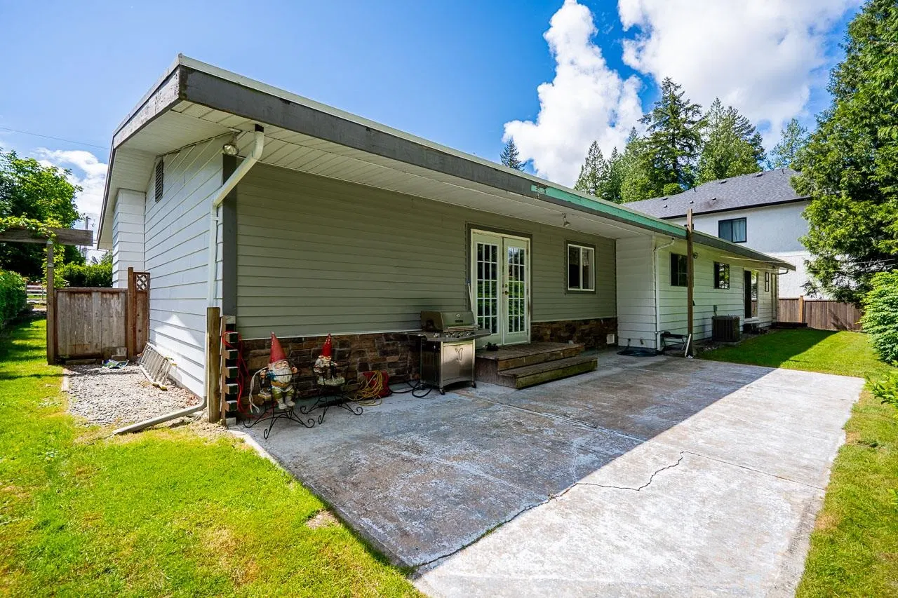 Photo 5 of 36 at 20571 46a Avenue