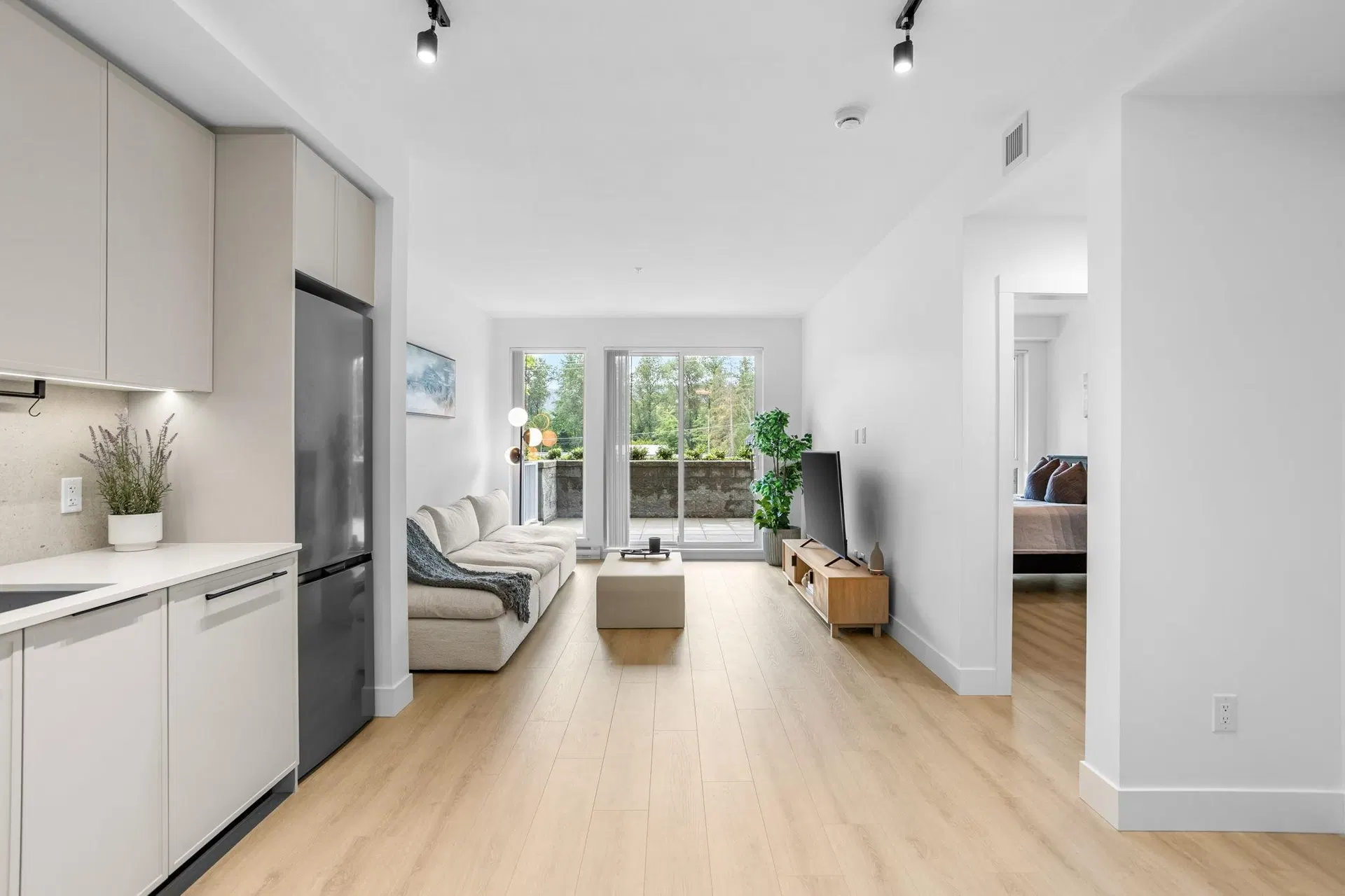 Photo 4 of 25 at #216 – 3055 Murray Street