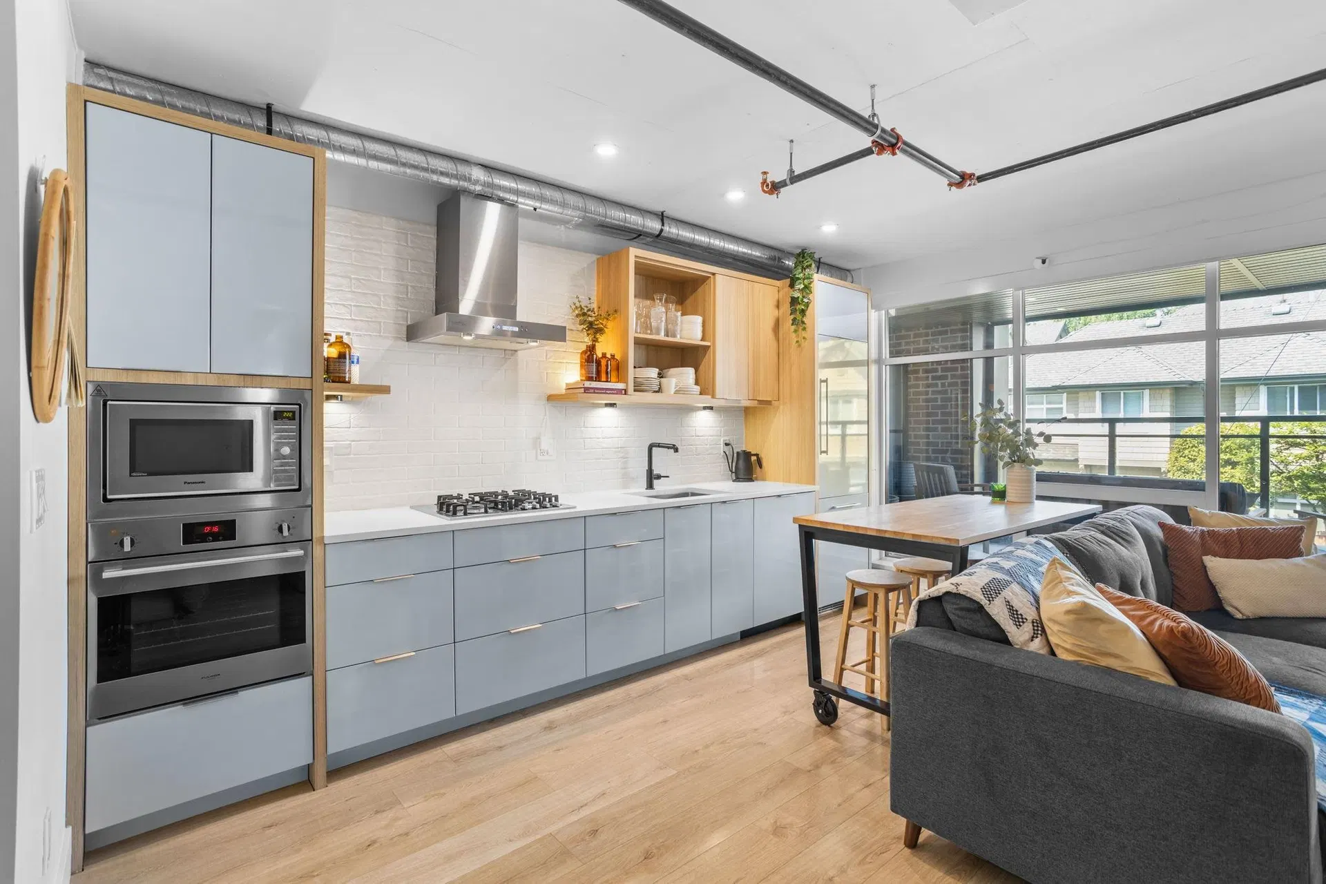 Photo 3 of 30 at #104 – 4223 Hastings Street