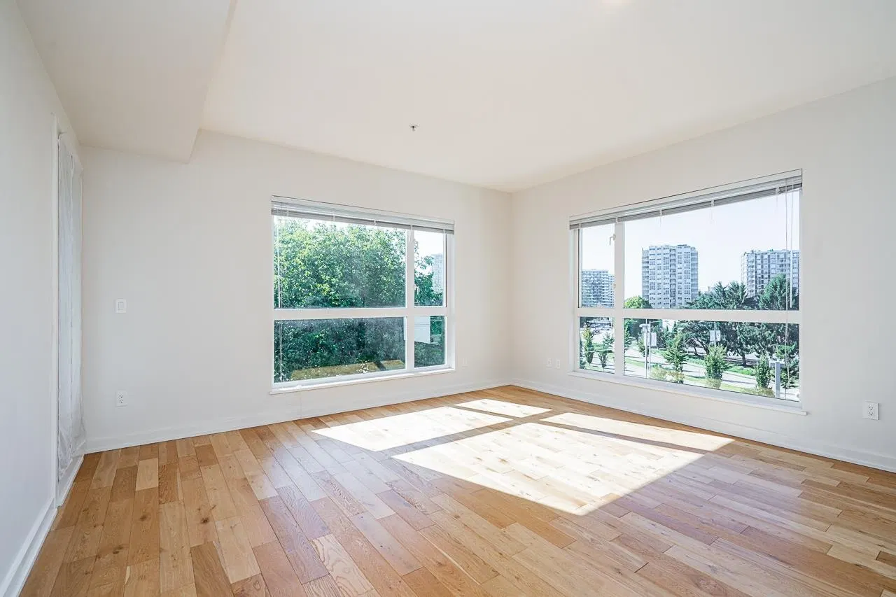 Photo 5 of 39 at #521 – 5311 Cedarbridge Way