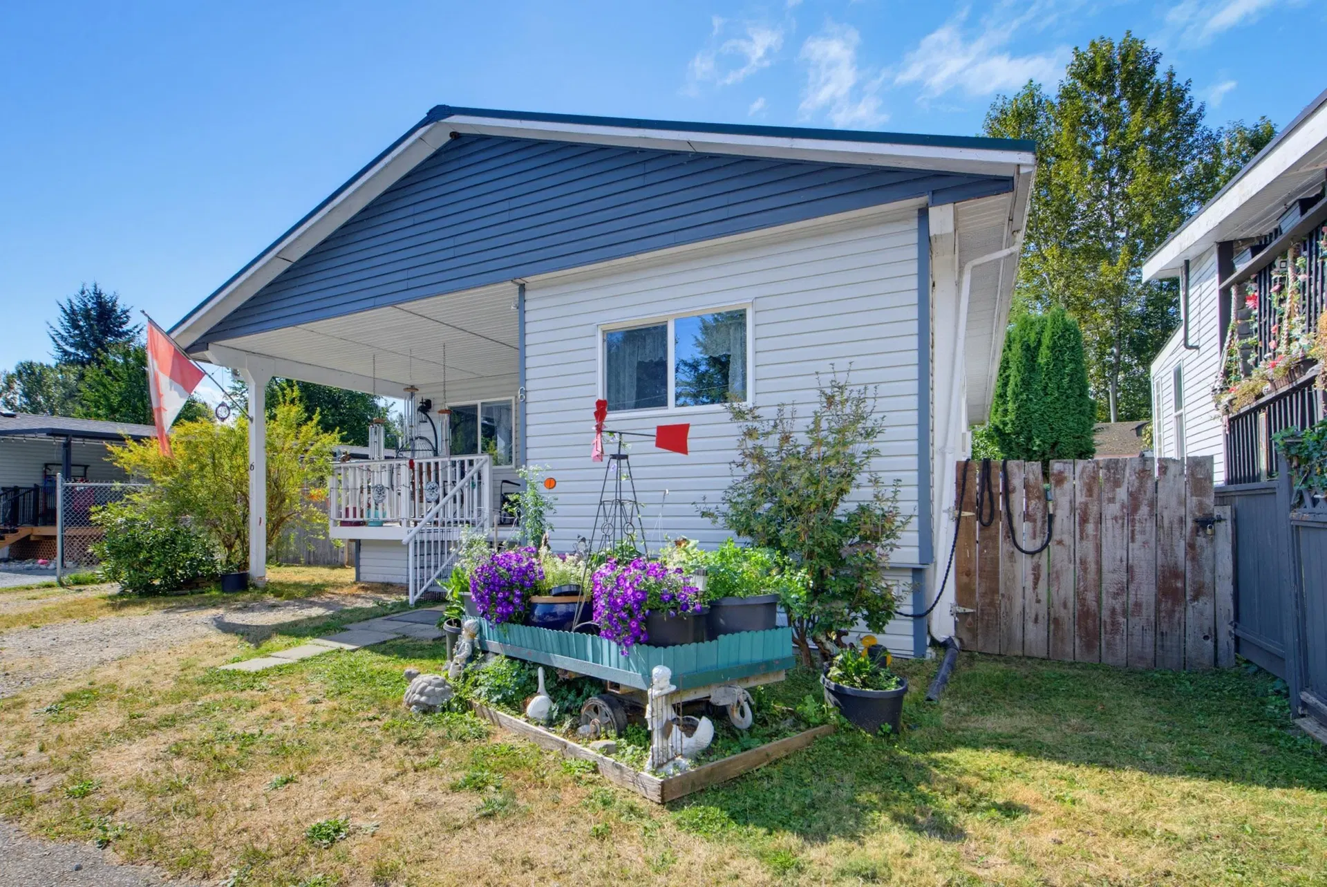 Photo 4 of 40 at #6 – 41711 Taylor Road