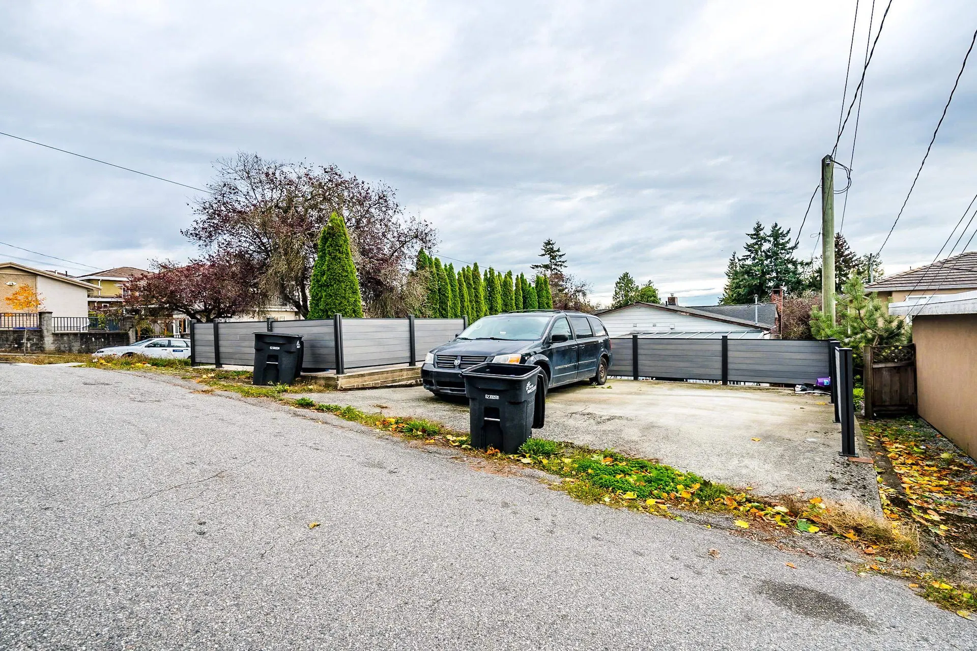 Photo 4 of 39 at 1791 E 64th Avenue