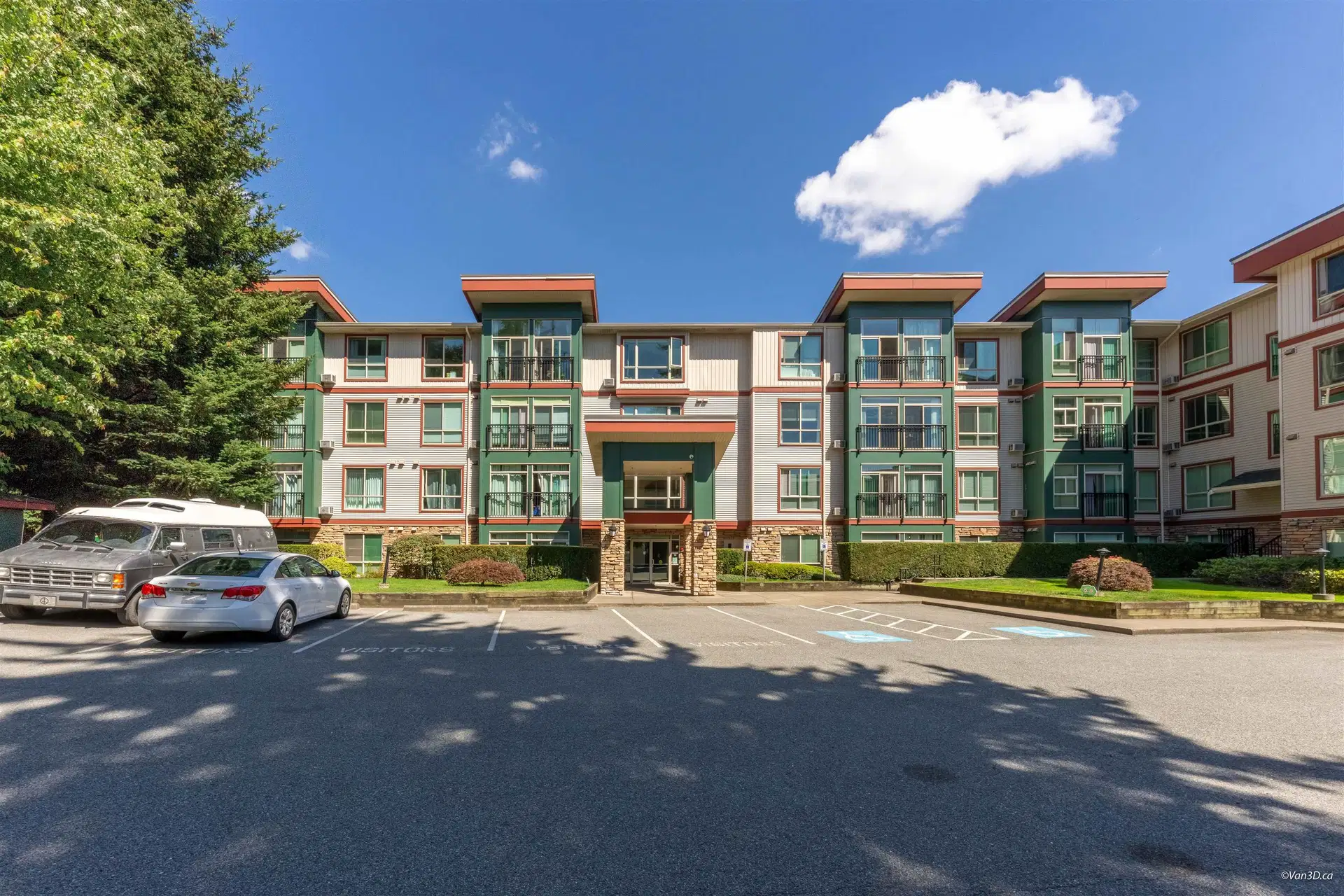 #207 – 33485 South Fraser Way