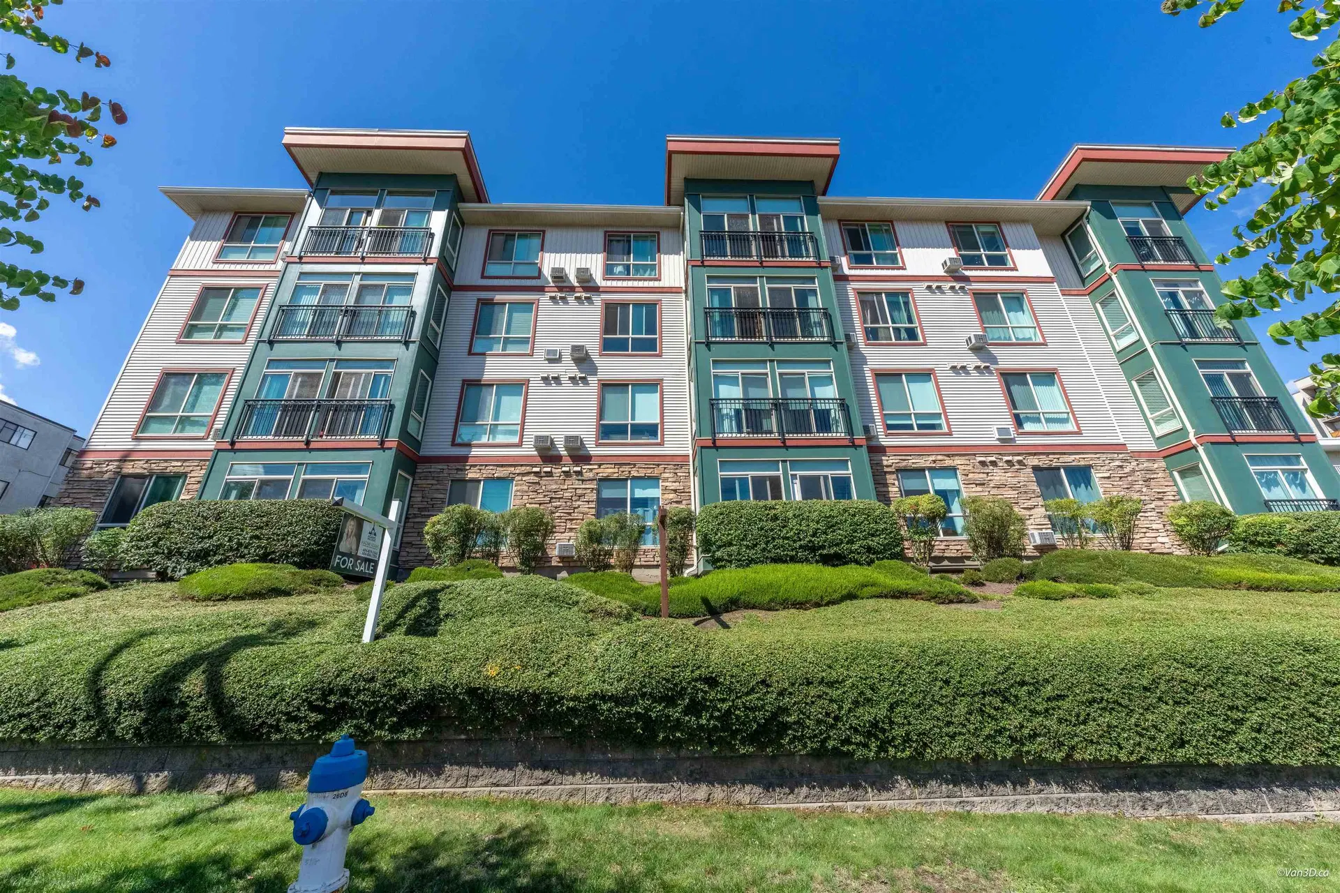 Photo 3 of 35 at #207 – 33485 South Fraser Way