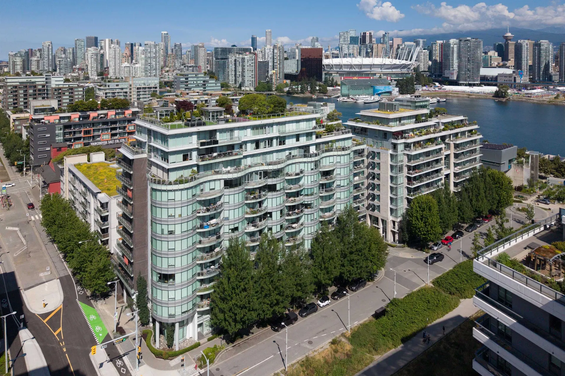 Photo 1 of 40 at #1103 – 1661 Ontario Street