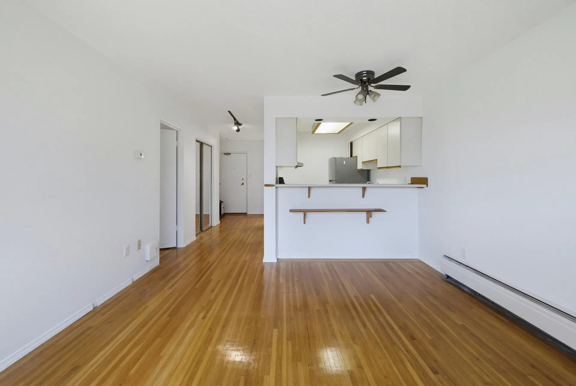 Photo 3 of 37 at #301 – 2125 W 2nd Avenue