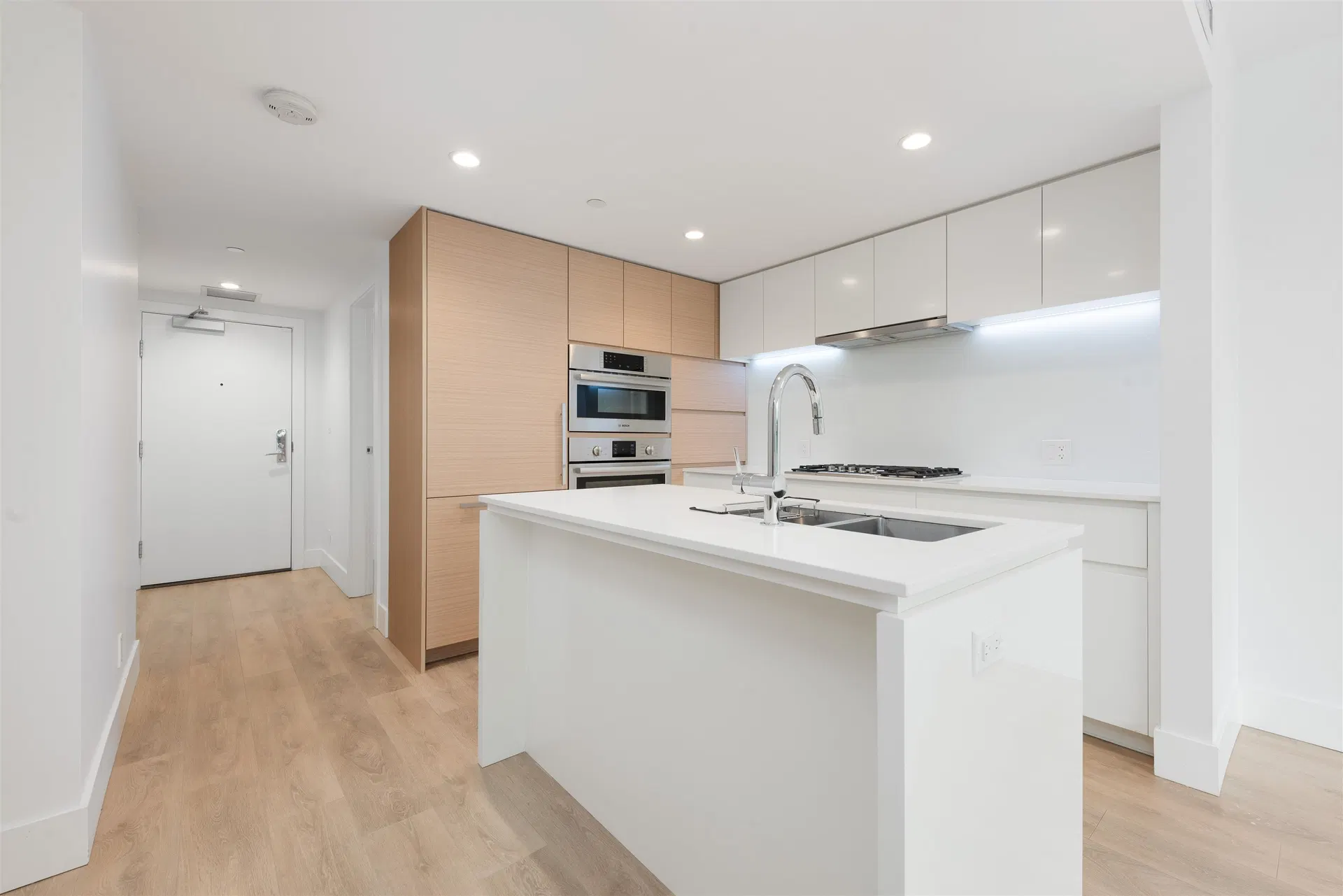Photo 4 of 39 at #404 – 6900 Pearson Way
