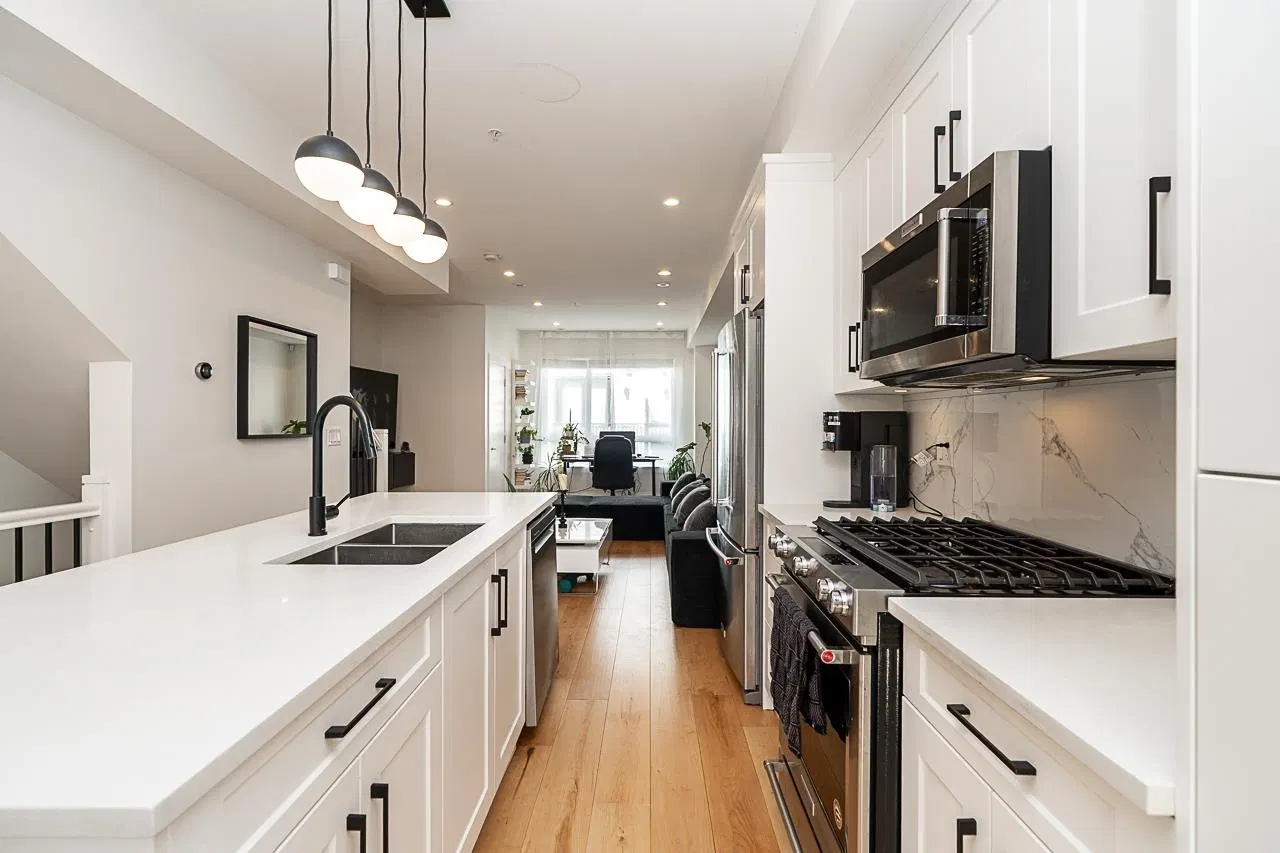 Photo 4 of 36 at #22 – 19624 56 Avenue