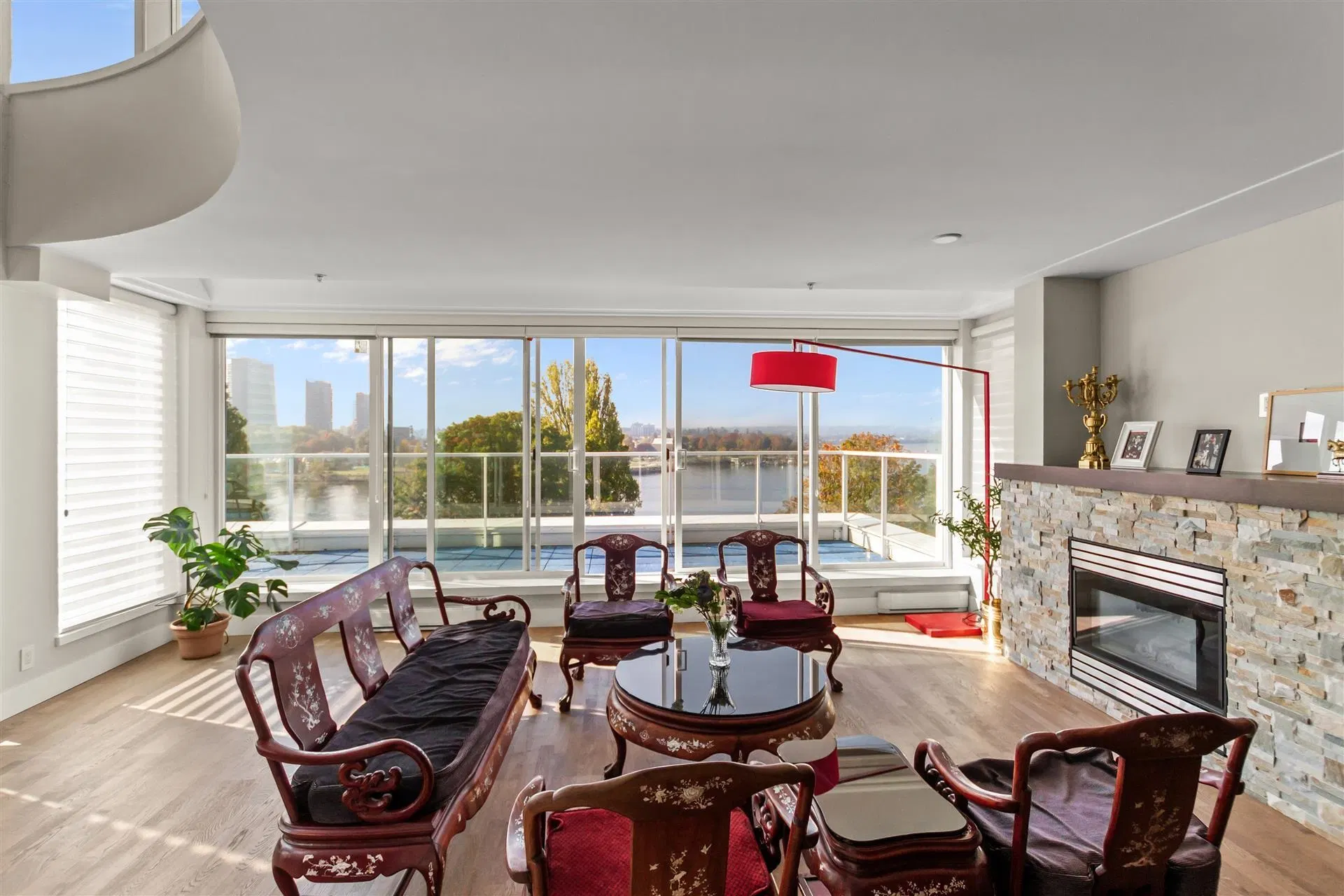 Photo 4 of 26 at PH – 1403 Beach Avenue
