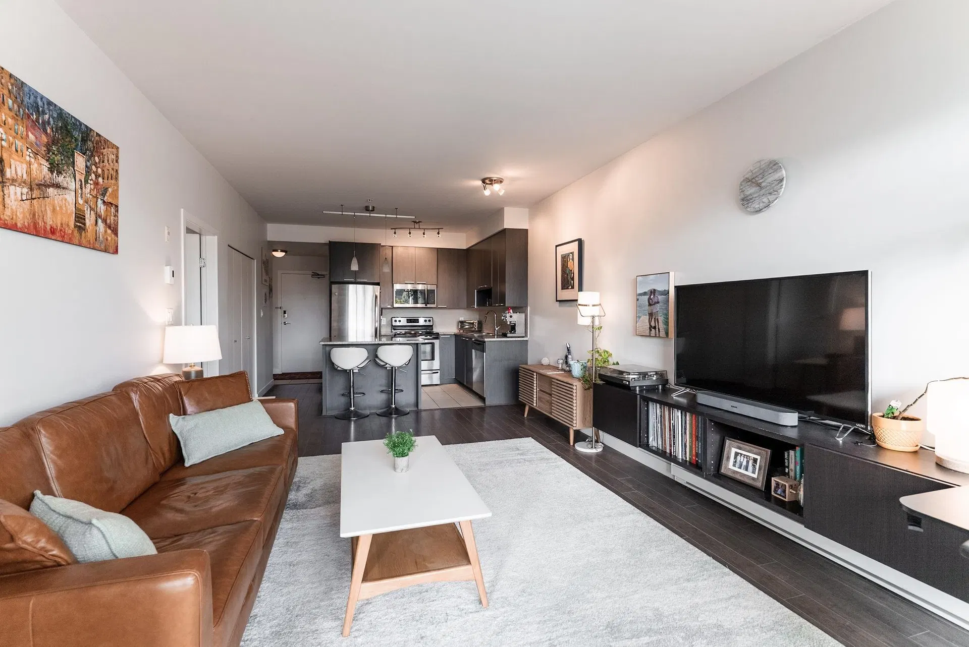 Photo 3 of 25 at #311 – 707 E 20th Avenue