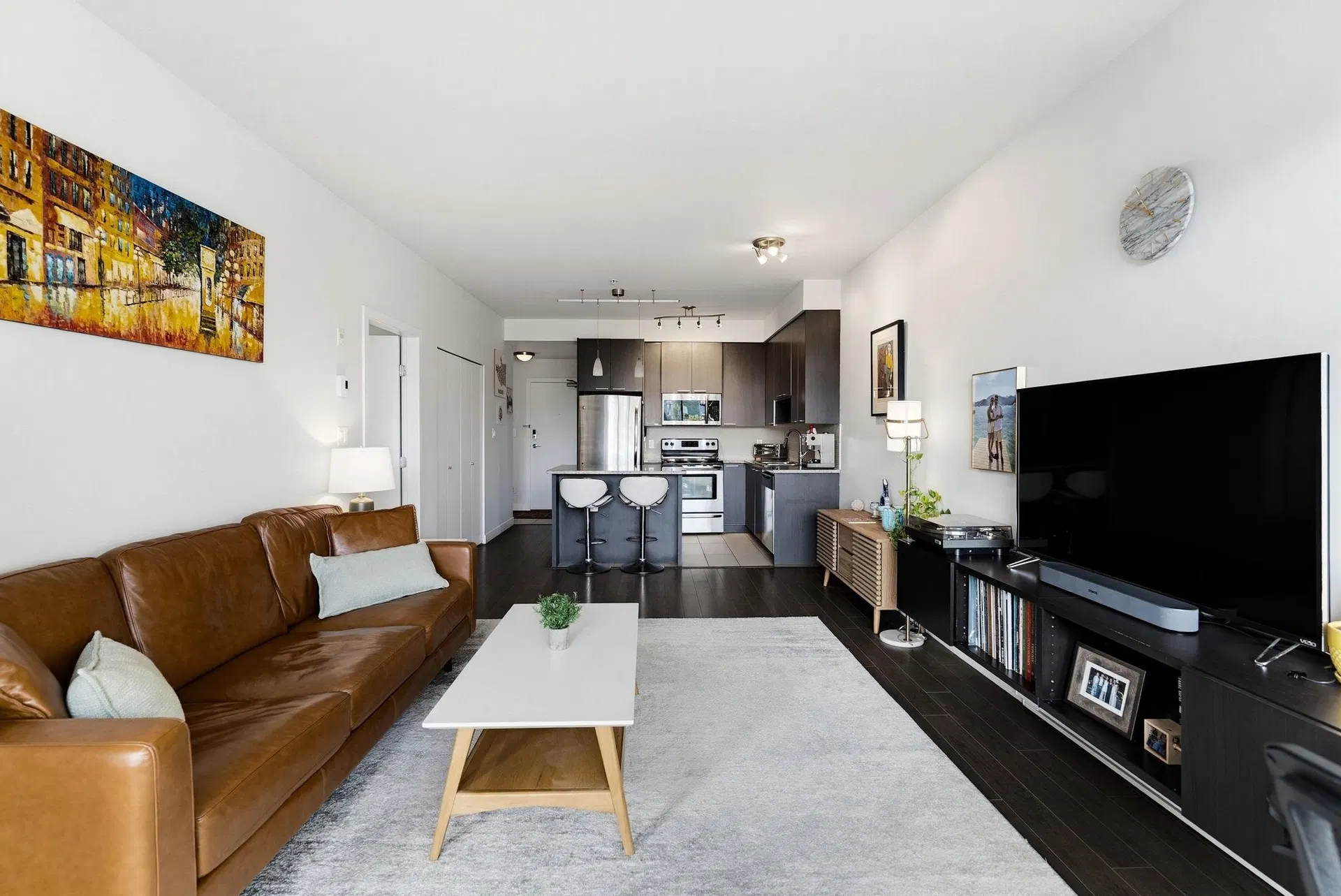 Photo 4 of 25 at #311 – 707 E 20th Avenue