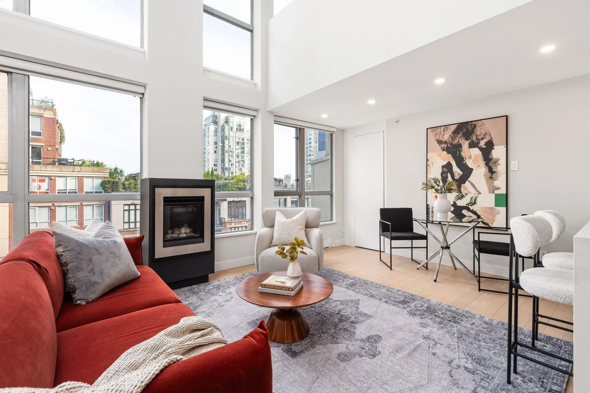 Photo 2 of 40 at #608 – 1238 Richards Street
