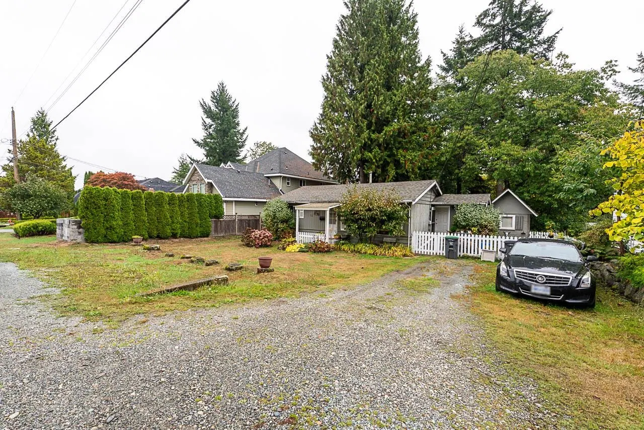 Photo 2 of 23 at 2320 153a Street