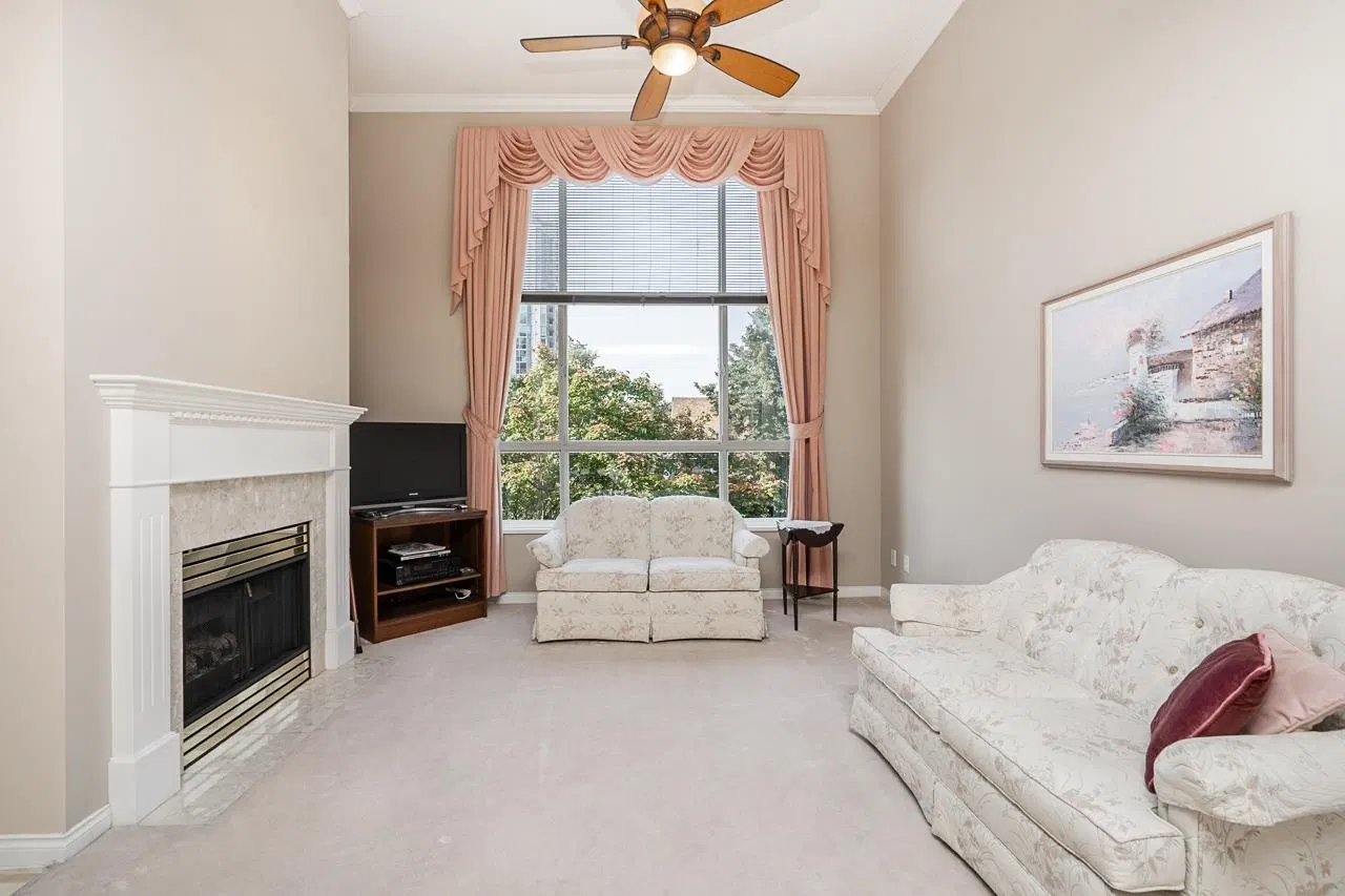 Photo 2 of 40 at #411 – 3098 Guildford Way