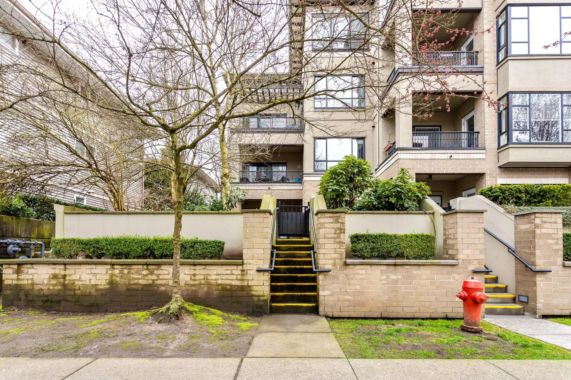 Photo 2 of 40 at #104 – 2478 Welcher Avenue
