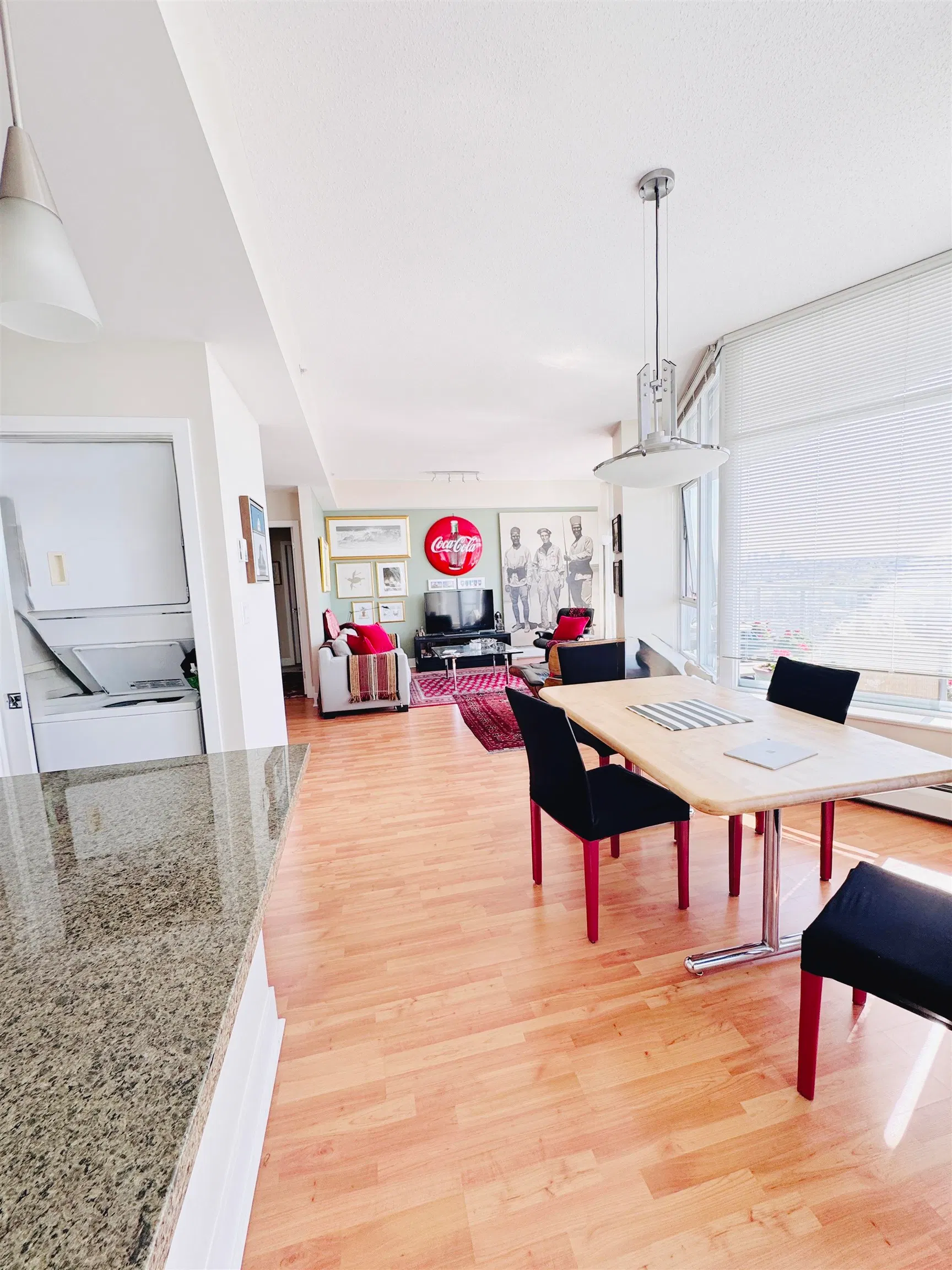 Photo 5 of 13 at #2901 – 58 Keefer Place