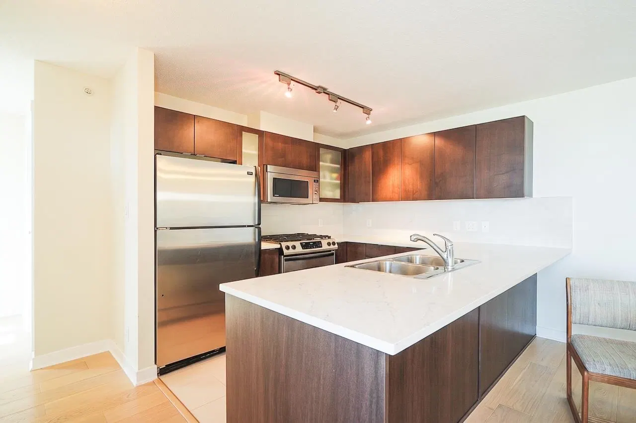 Photo 5 of 24 at #1301 – 7575 Alderbridge Way