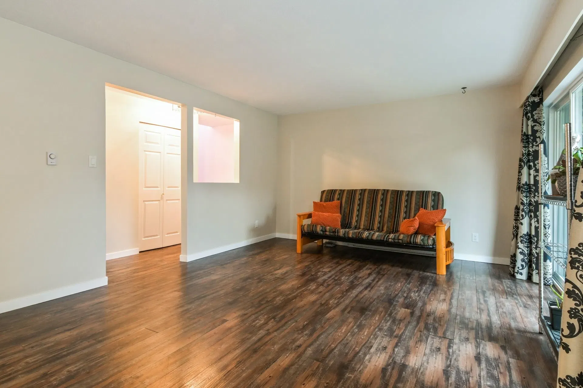 Photo 5 of 19 at #11 – 33900 Mayfair Avenue
