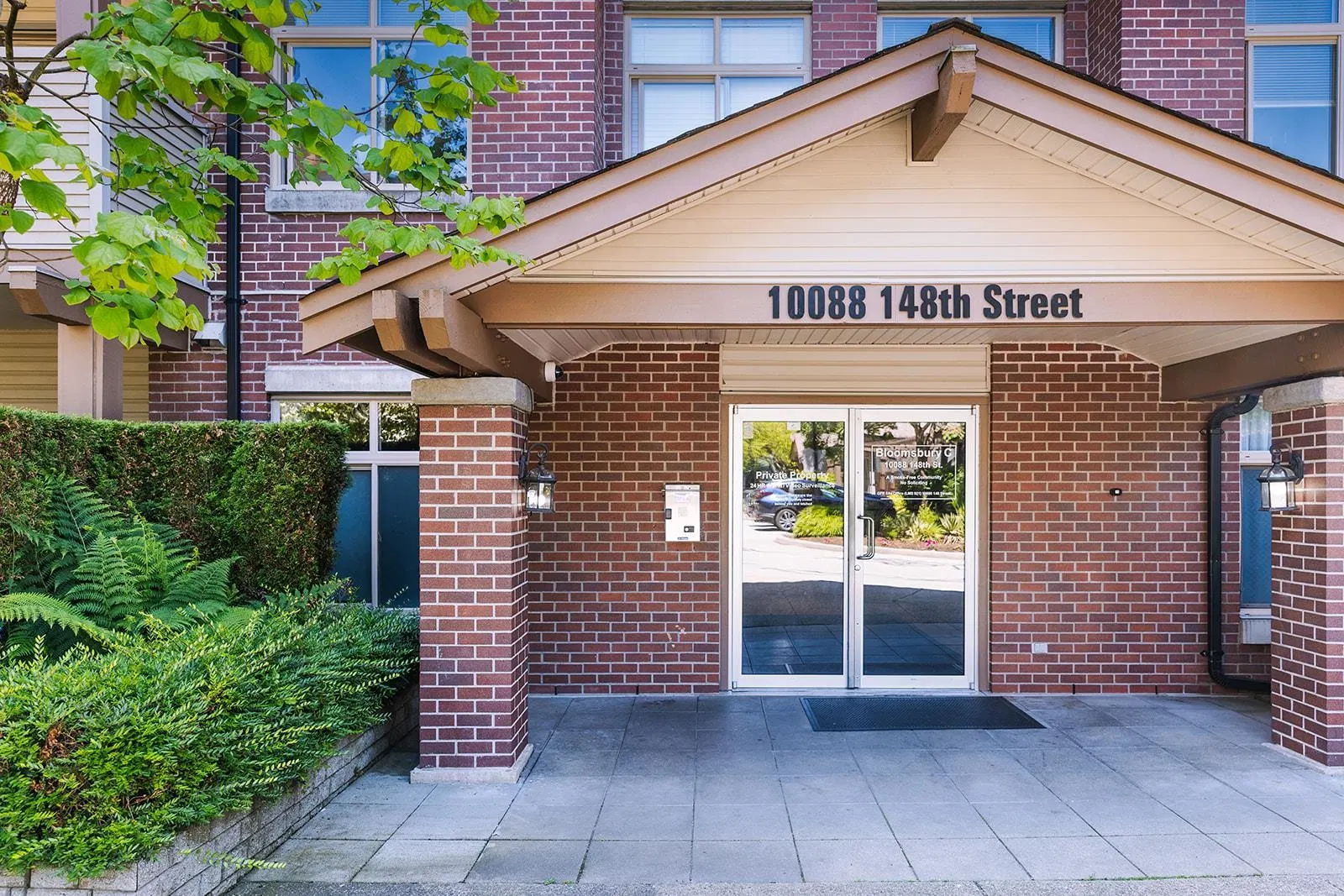 Photo 3 of 40 at #403 – 10088 148 Street