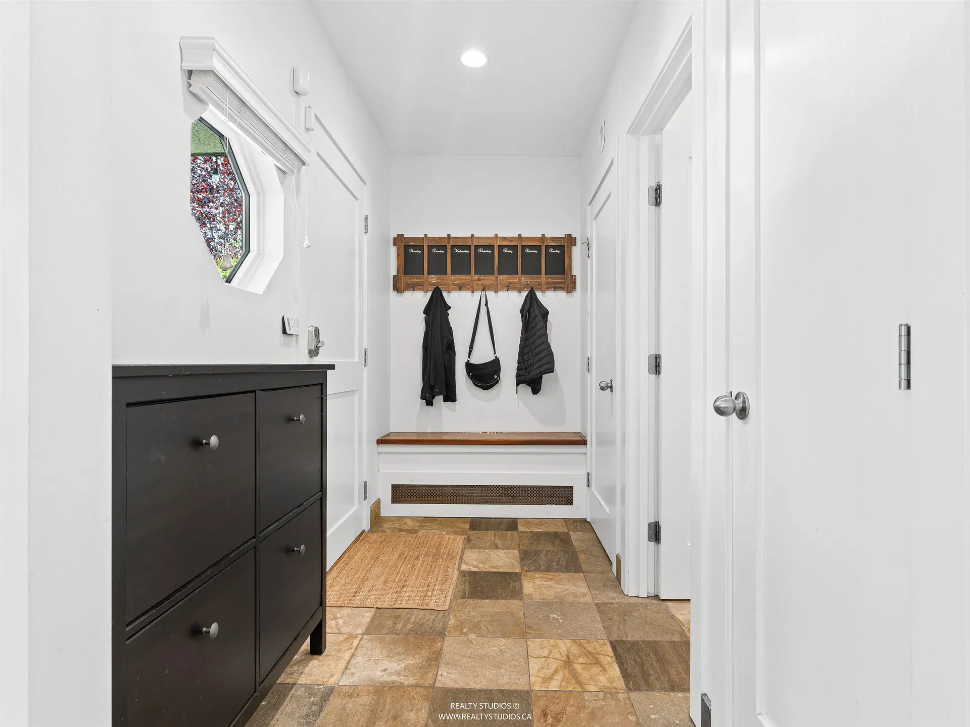 Photo 2 of 40 at 558 W 19th Avenue