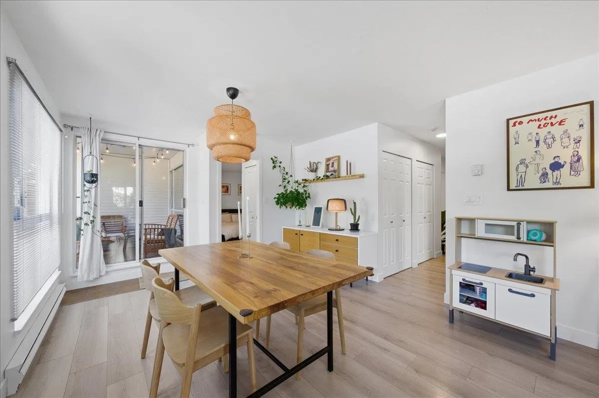 Photo 4 of 40 at #104 – 2339 Shaughnessy Street